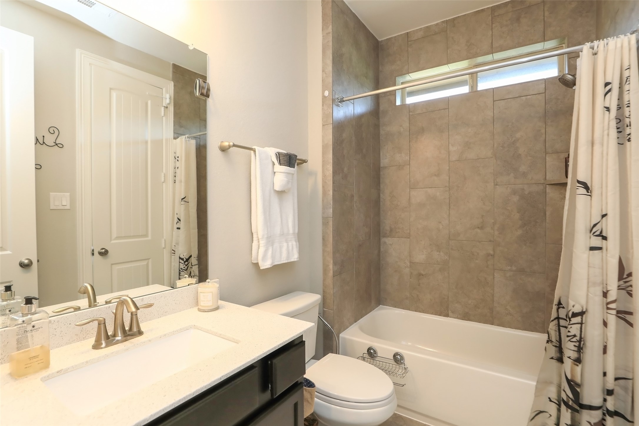 13342 Stoneleigh Terrace Drive Property Photo 29