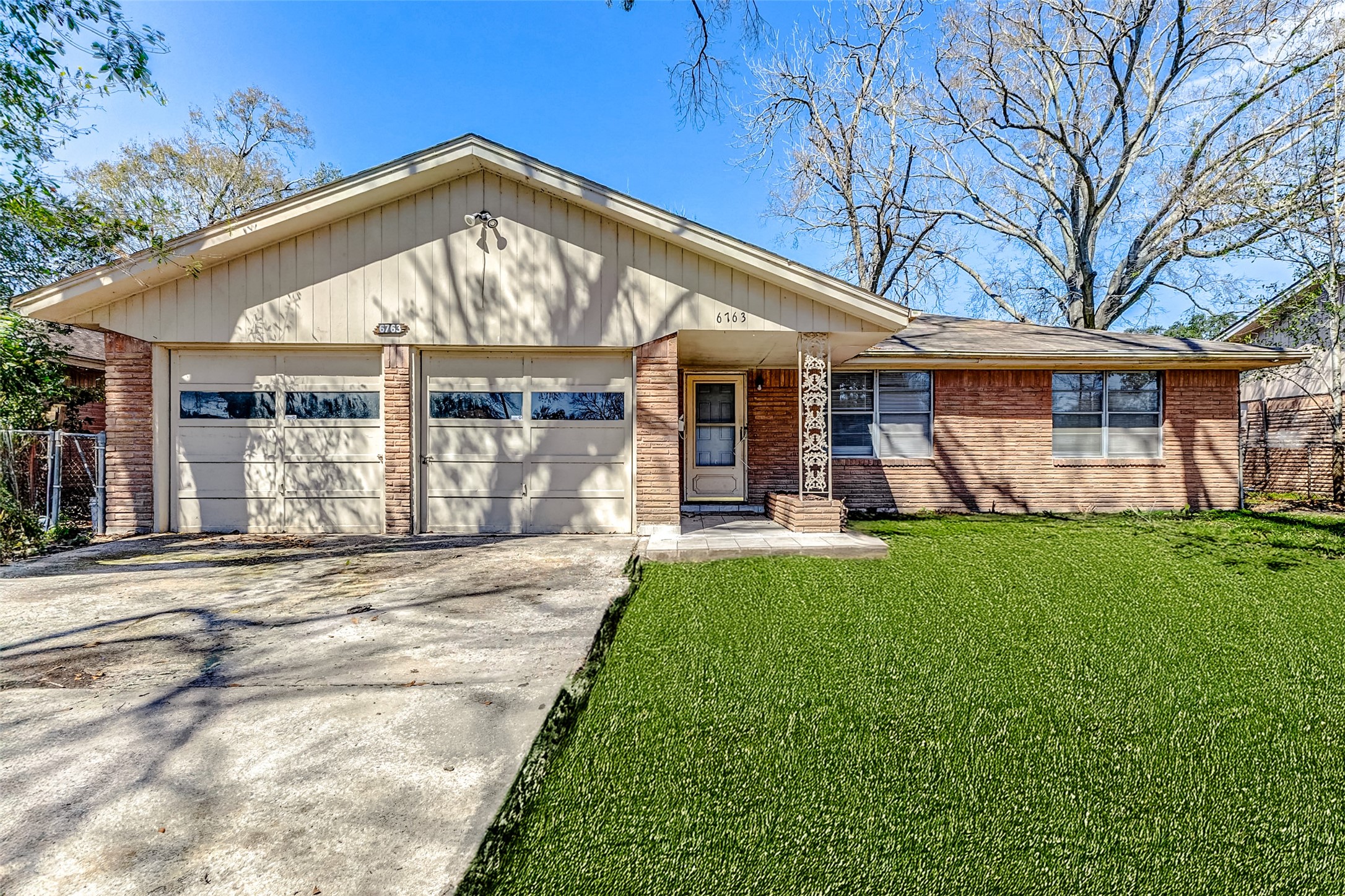 6763 Glen Rock Drive Property Photo