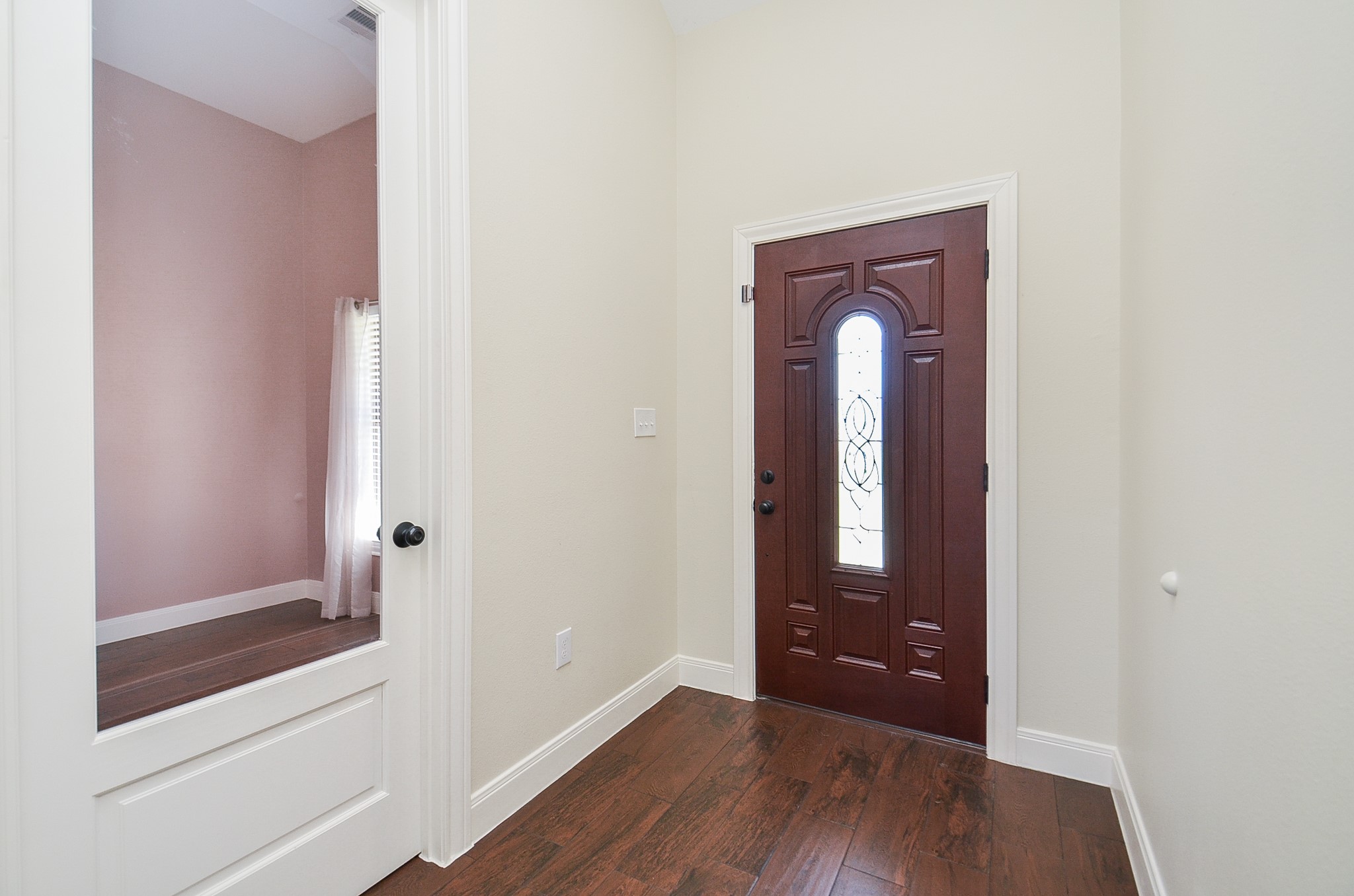 423 Rosen Avenue Property Photo 6