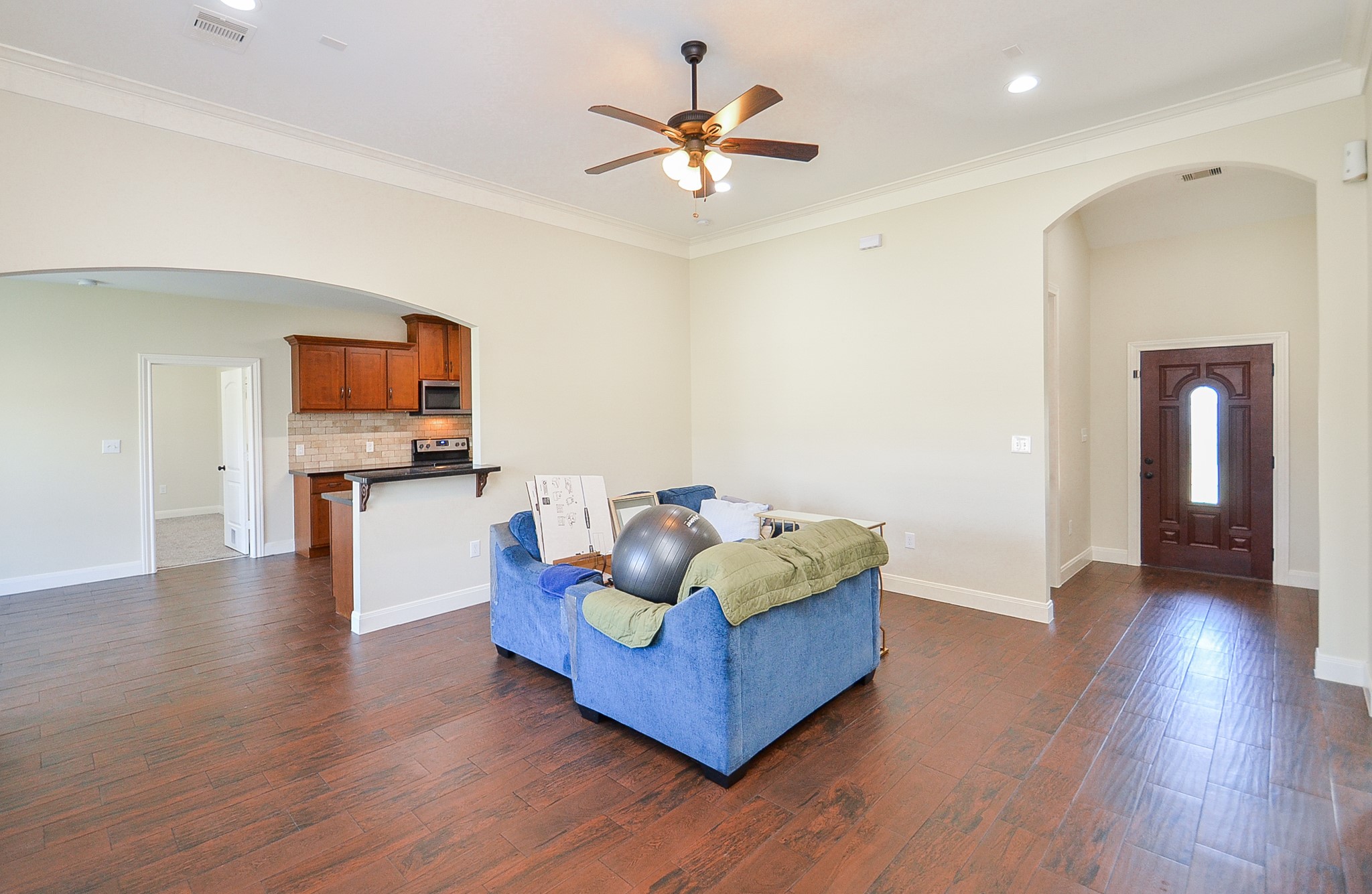 423 Rosen Avenue Property Photo 7