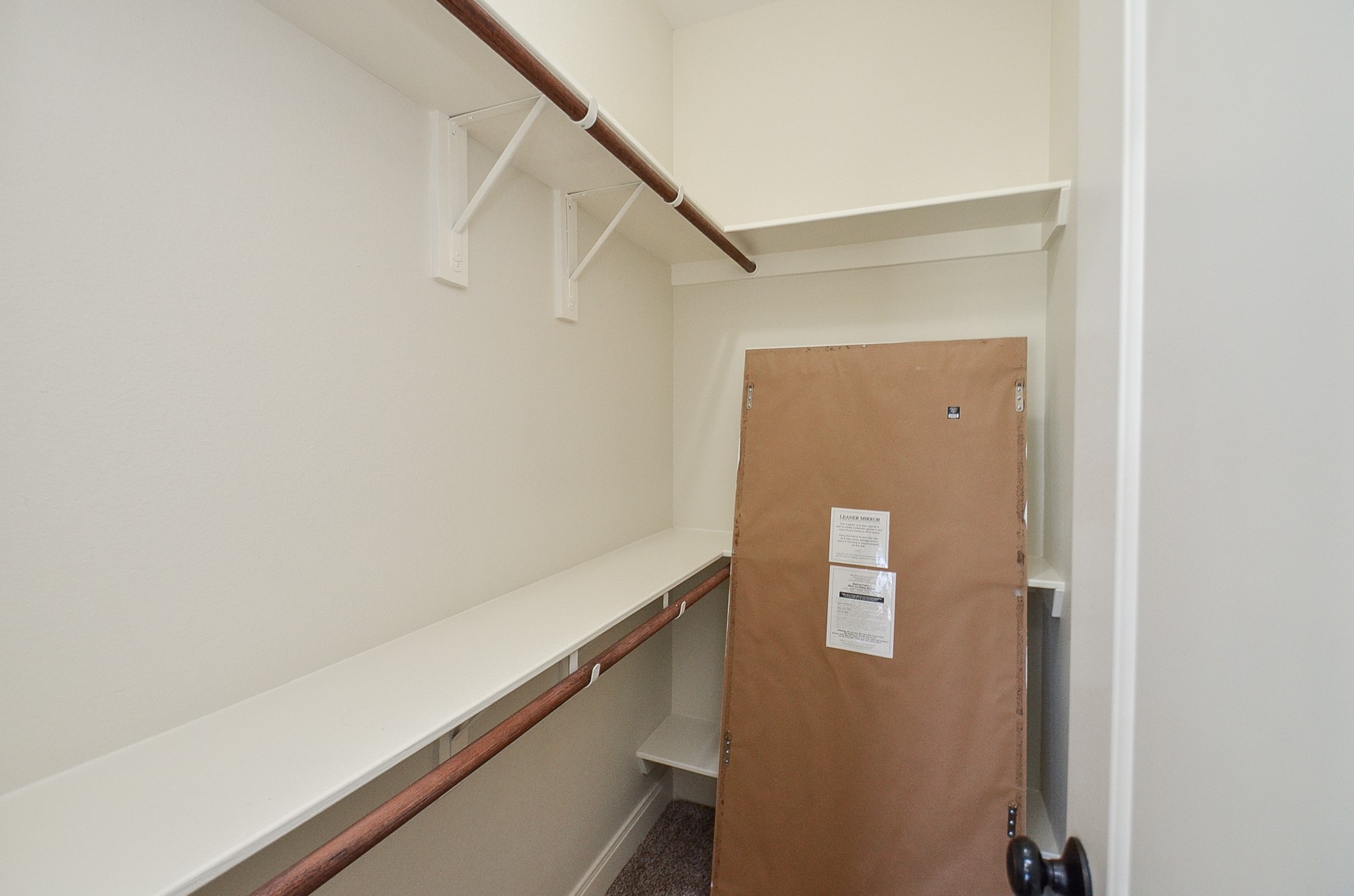 423 Rosen Avenue Property Photo 15