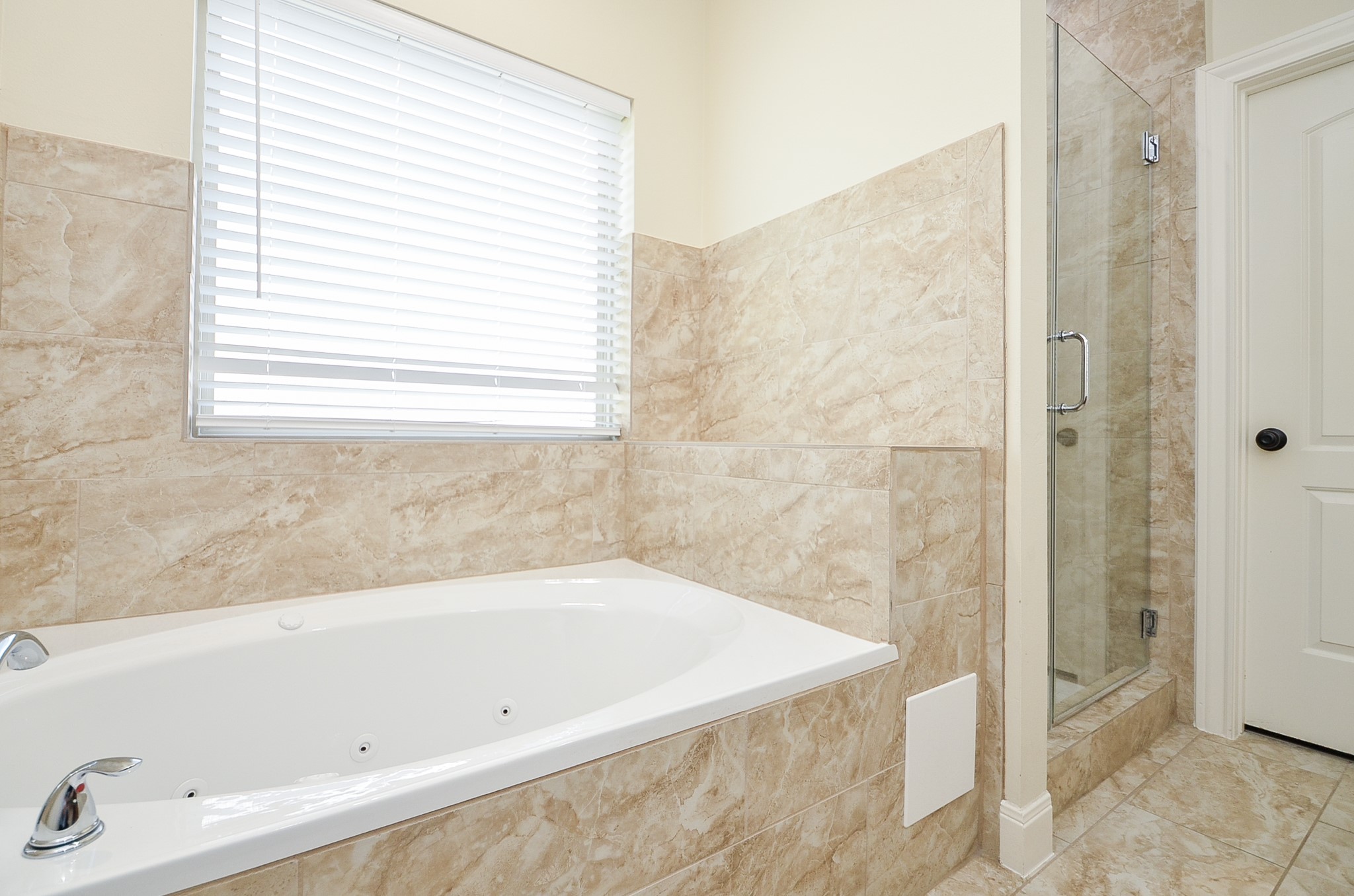 423 Rosen Avenue Property Photo 19