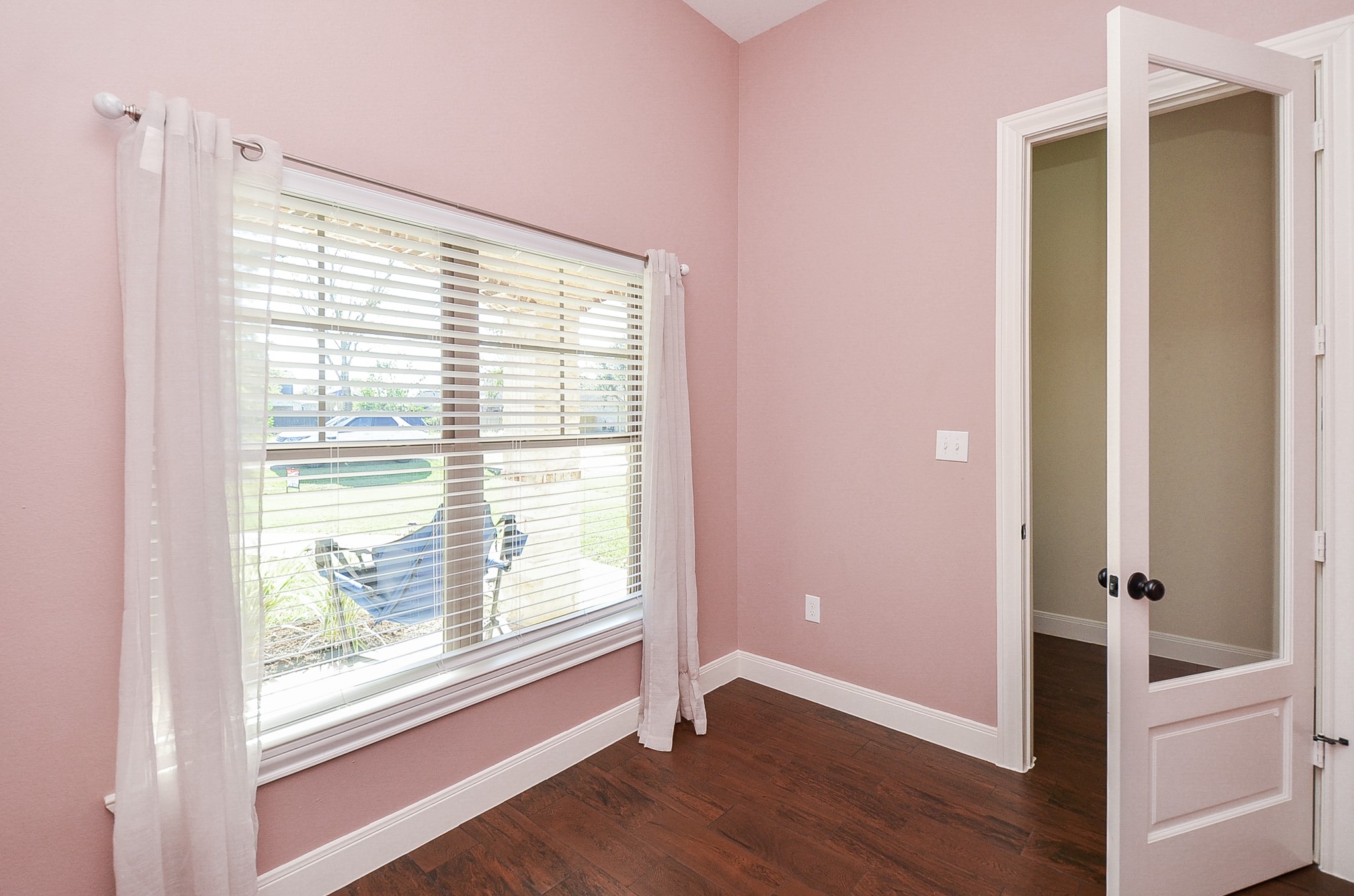 423 Rosen Avenue Property Photo 26