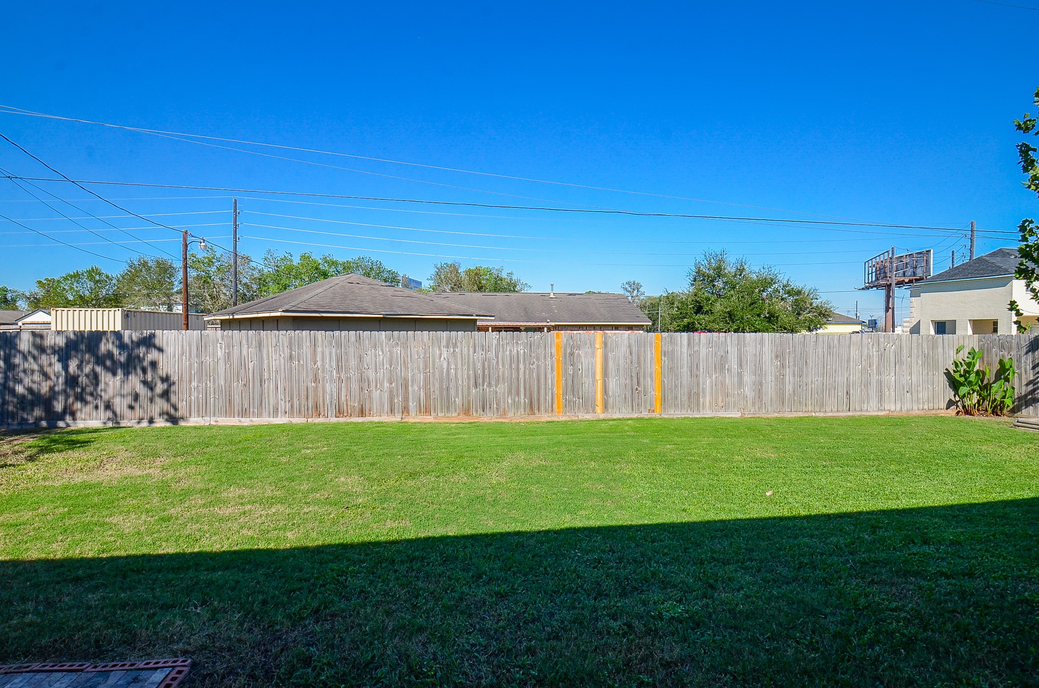 423 Rosen Avenue Property Photo 32