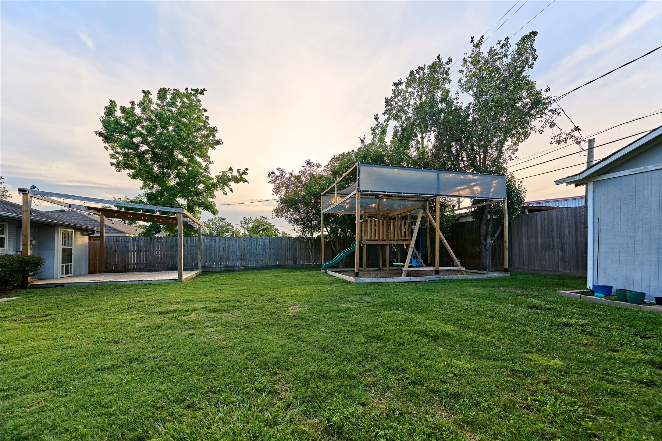 2210 Nina Lee Lane Property Photo 13