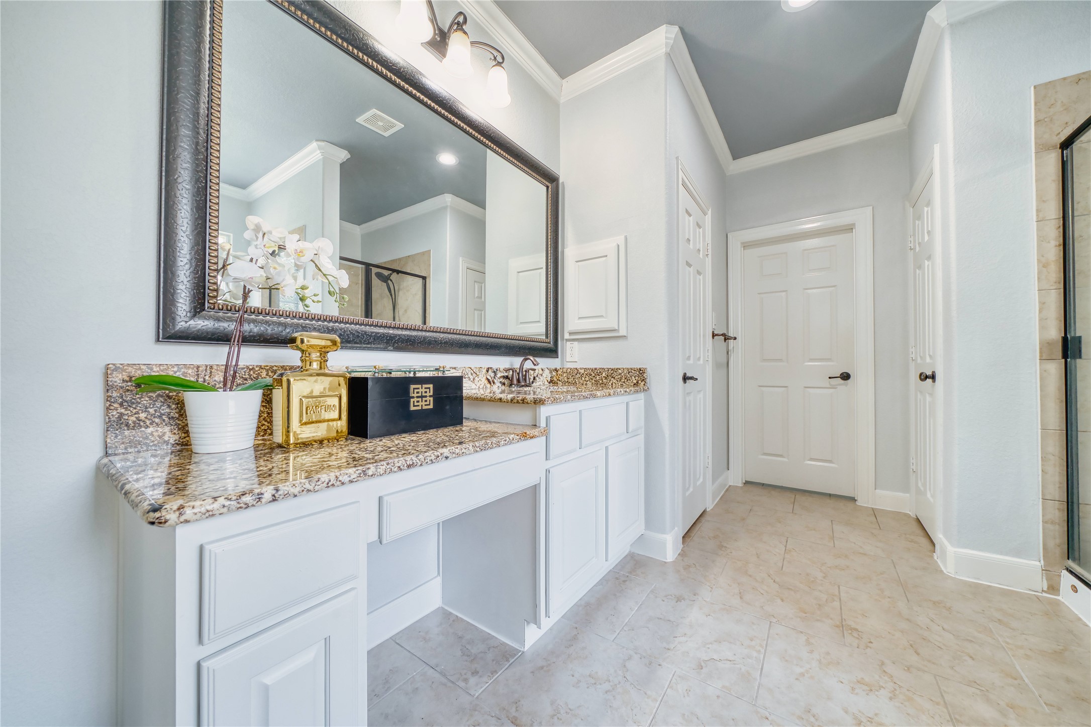 418 Somerset Drive Property Photo 18
