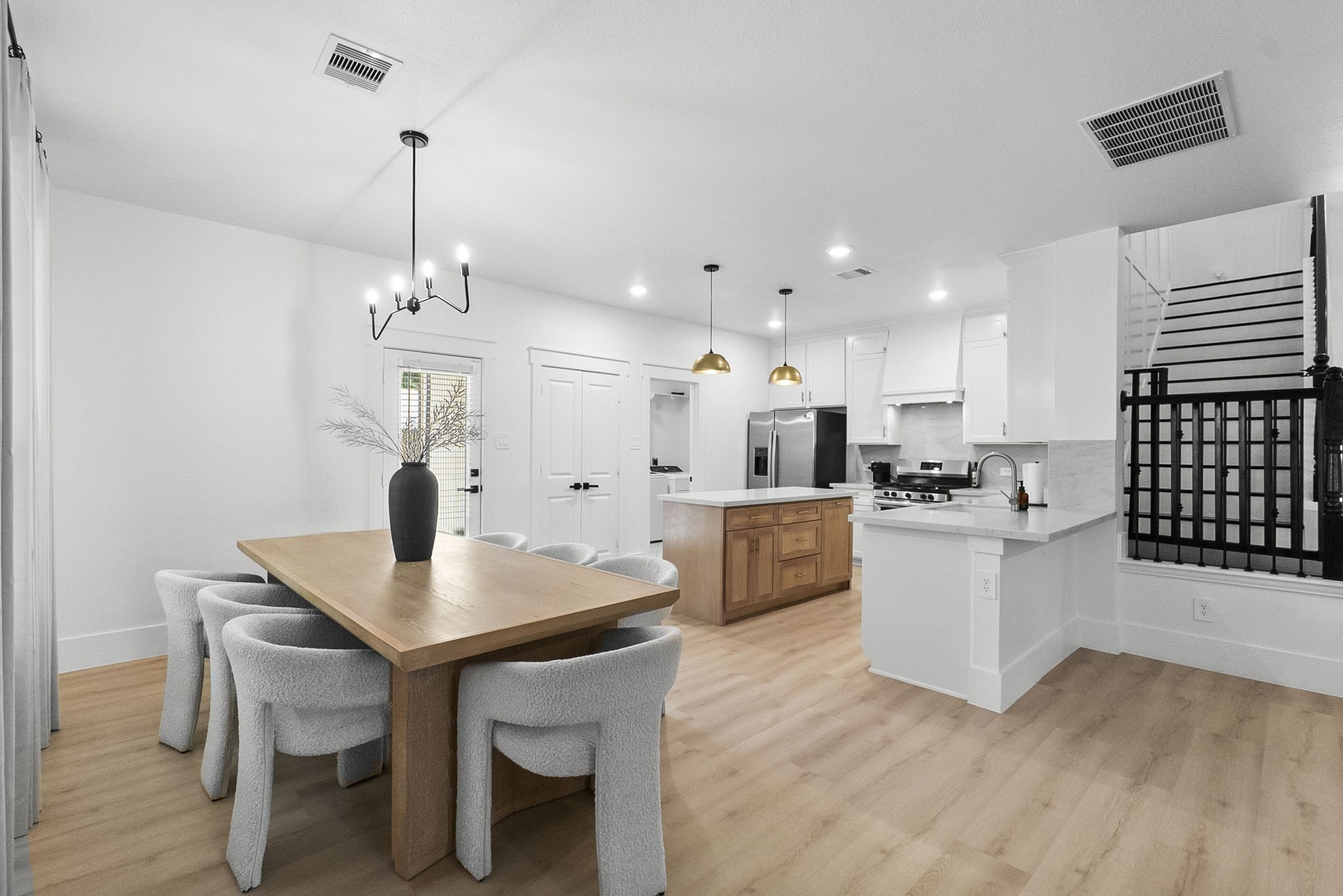 12164 Maverick Drive Property Photo 15