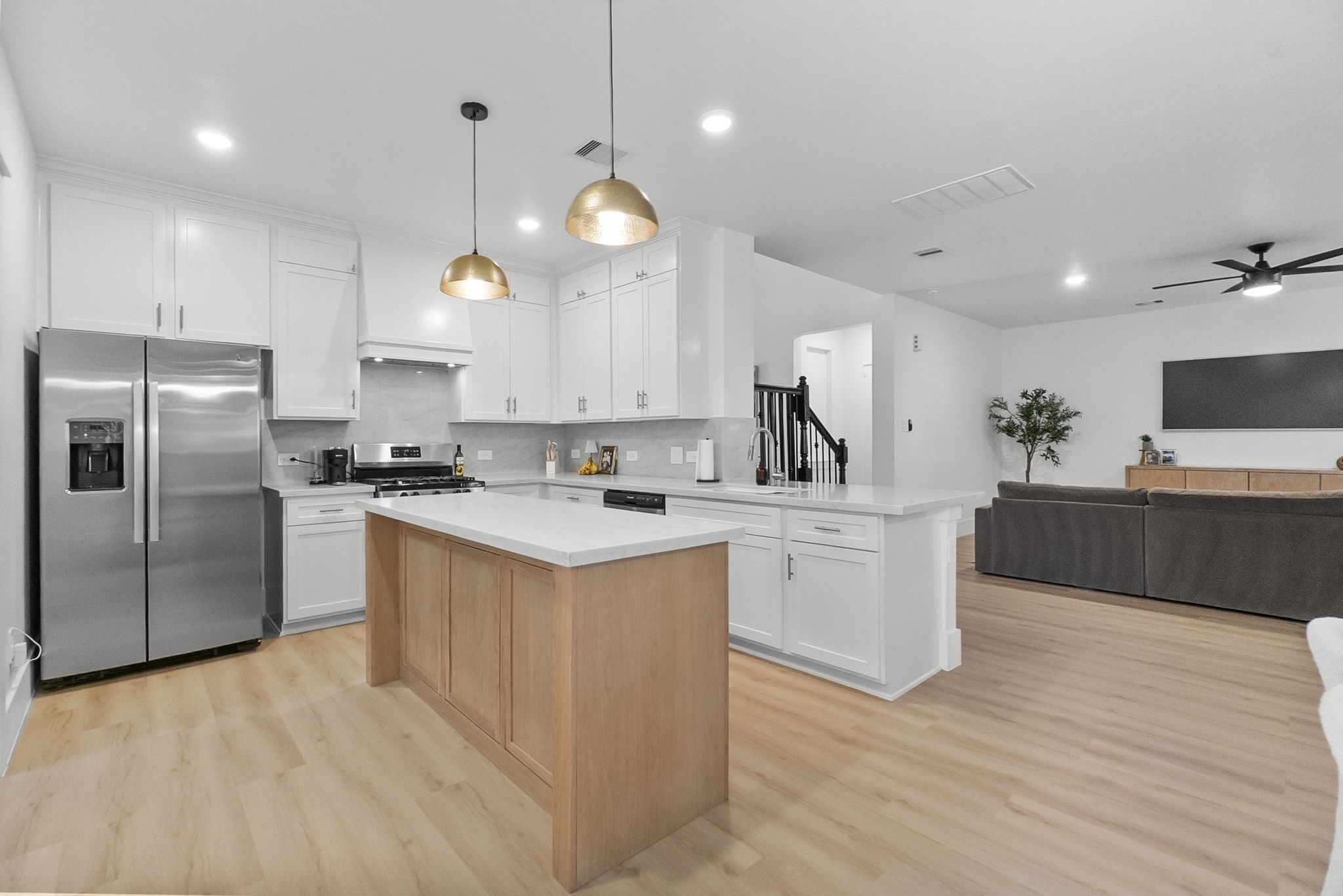 12164 Maverick Drive Property Photo 16