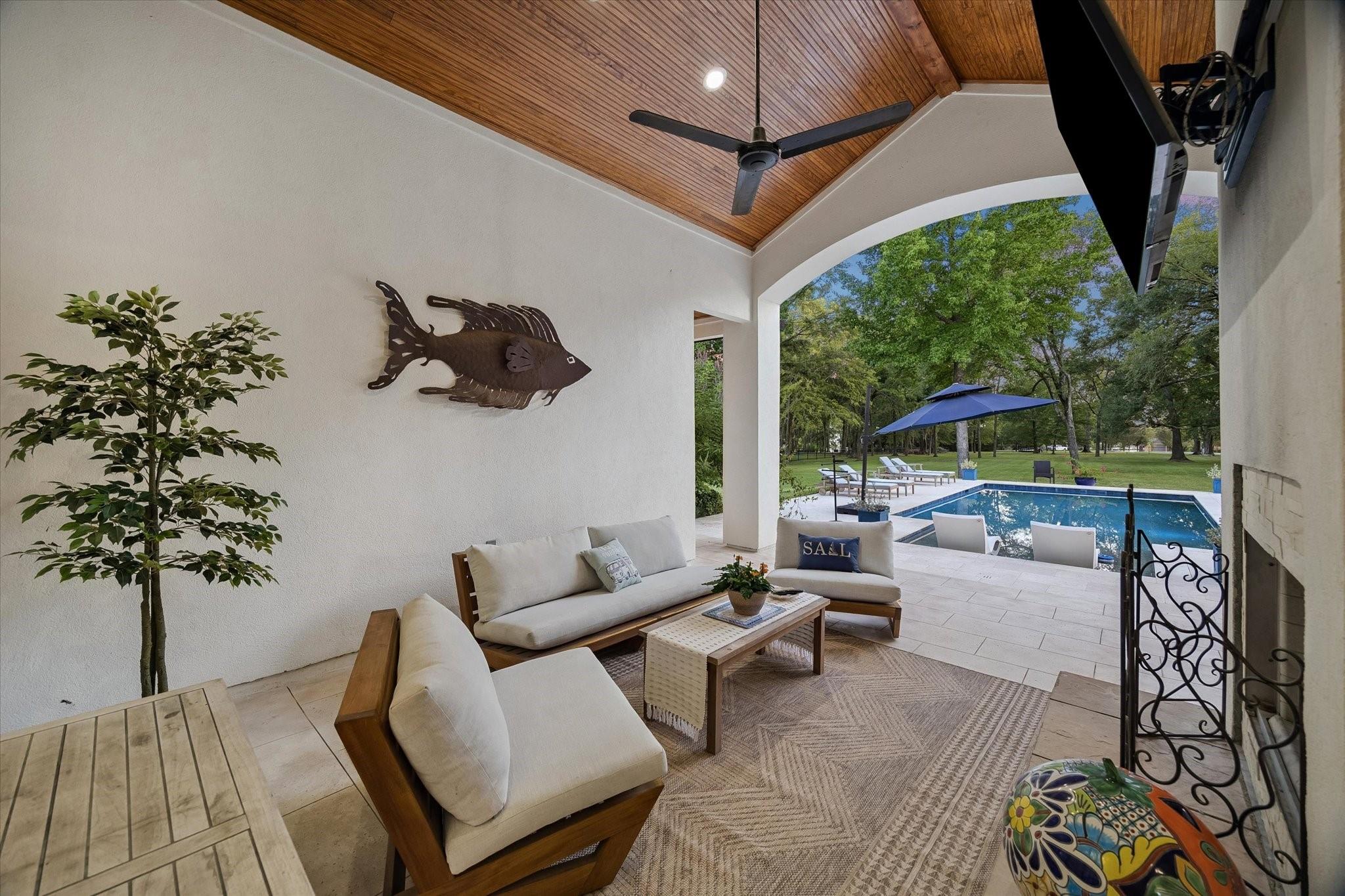 11440 Outpost Cove Drive Property Photo 8
