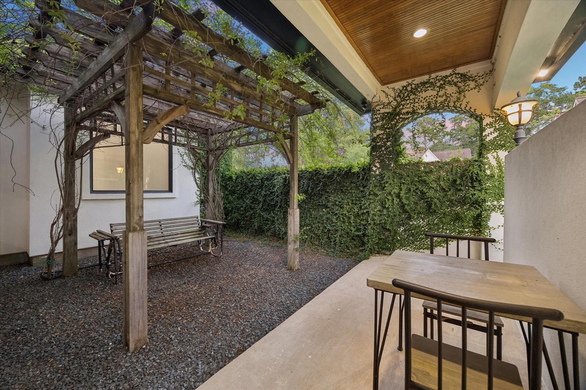 11440 Outpost Cove Drive Property Photo 29