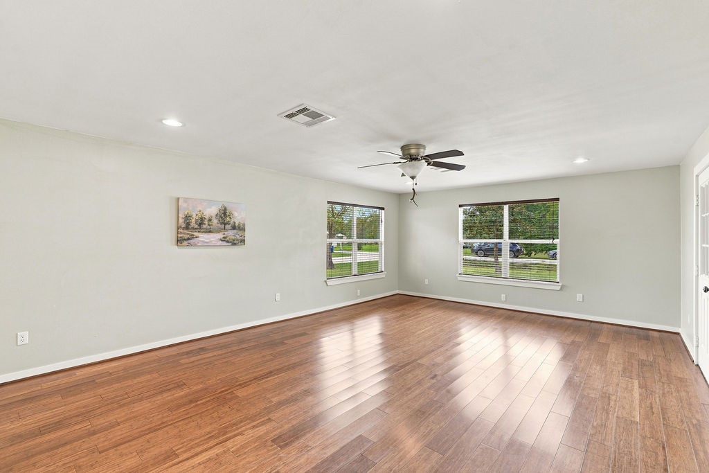 2300 Mary Lane Property Photo 7