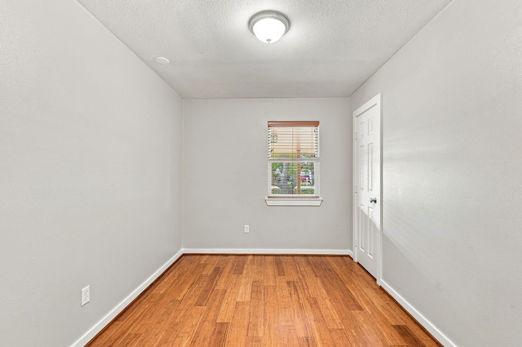 2300 Mary Lane Property Photo 23