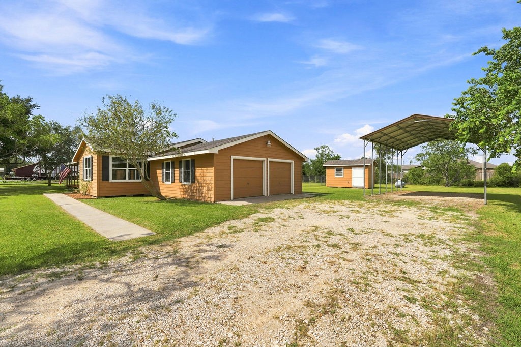 2300 Mary Lane Property Photo 32