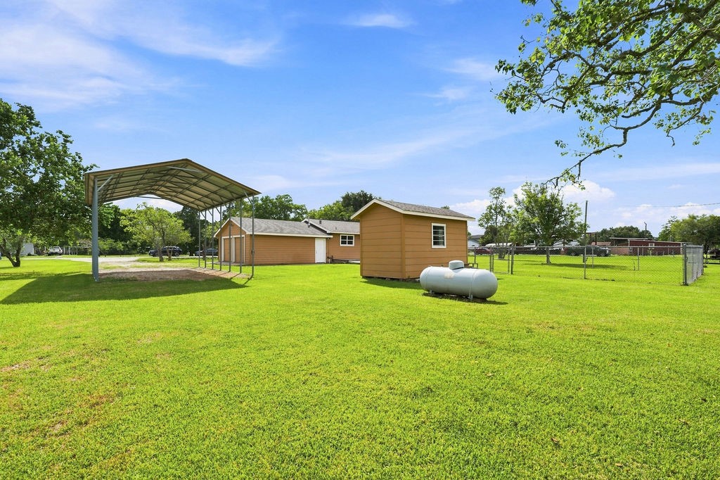 2300 Mary Lane Property Photo 38