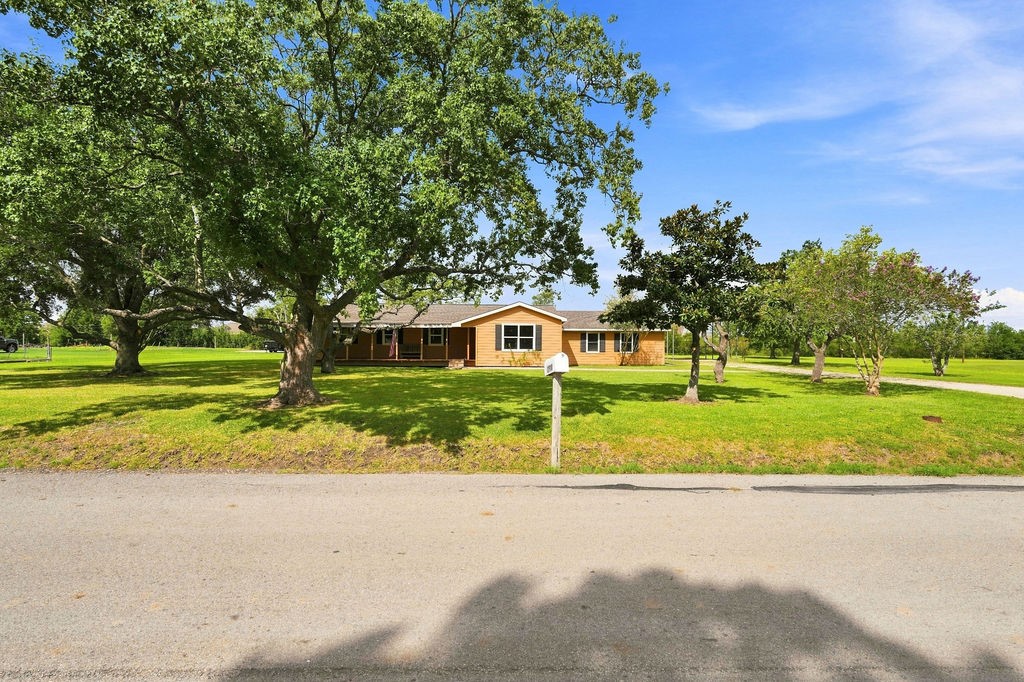 2300 Mary Lane Property Photo 39