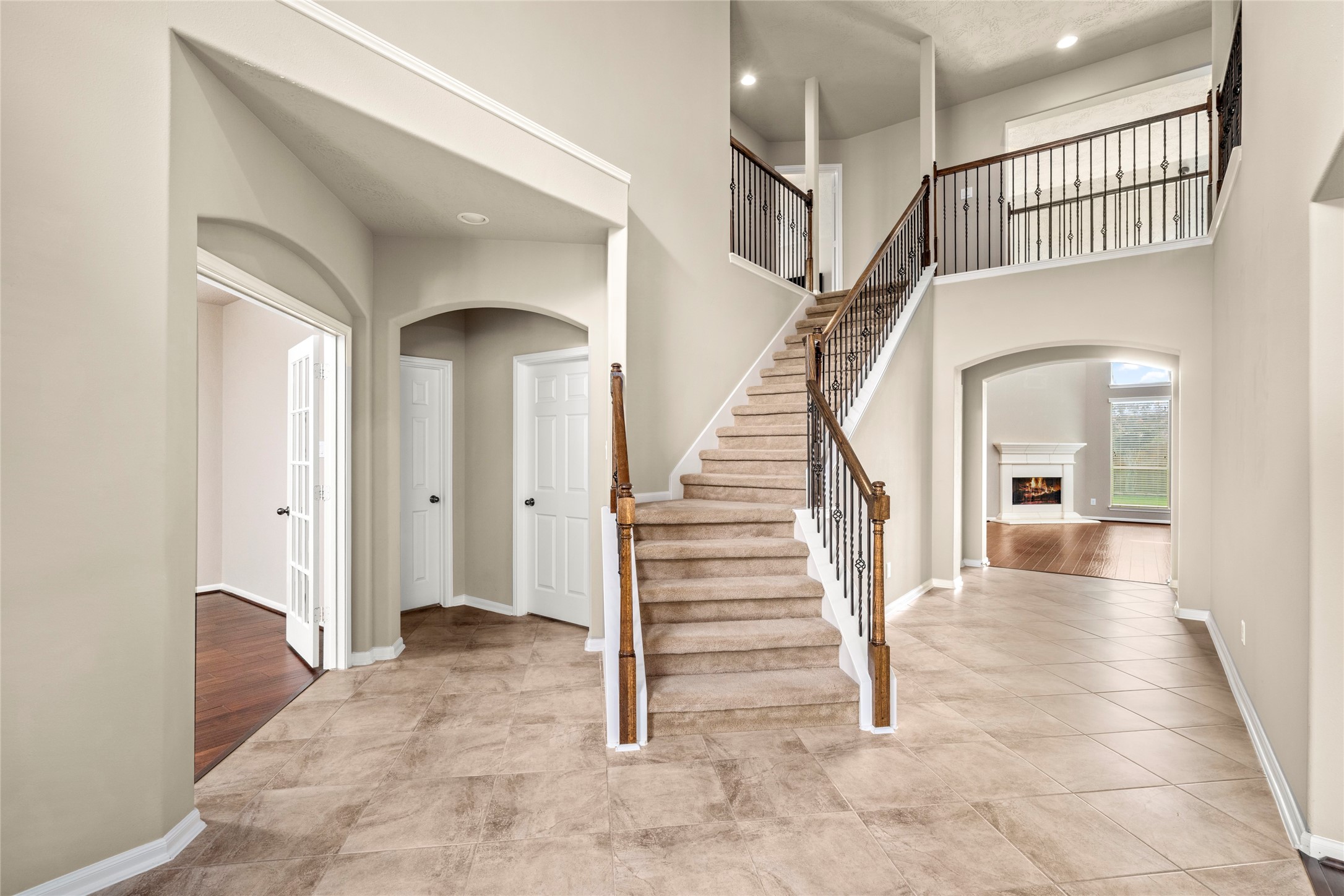 5307 Amber Sky Lane Property Photo 6