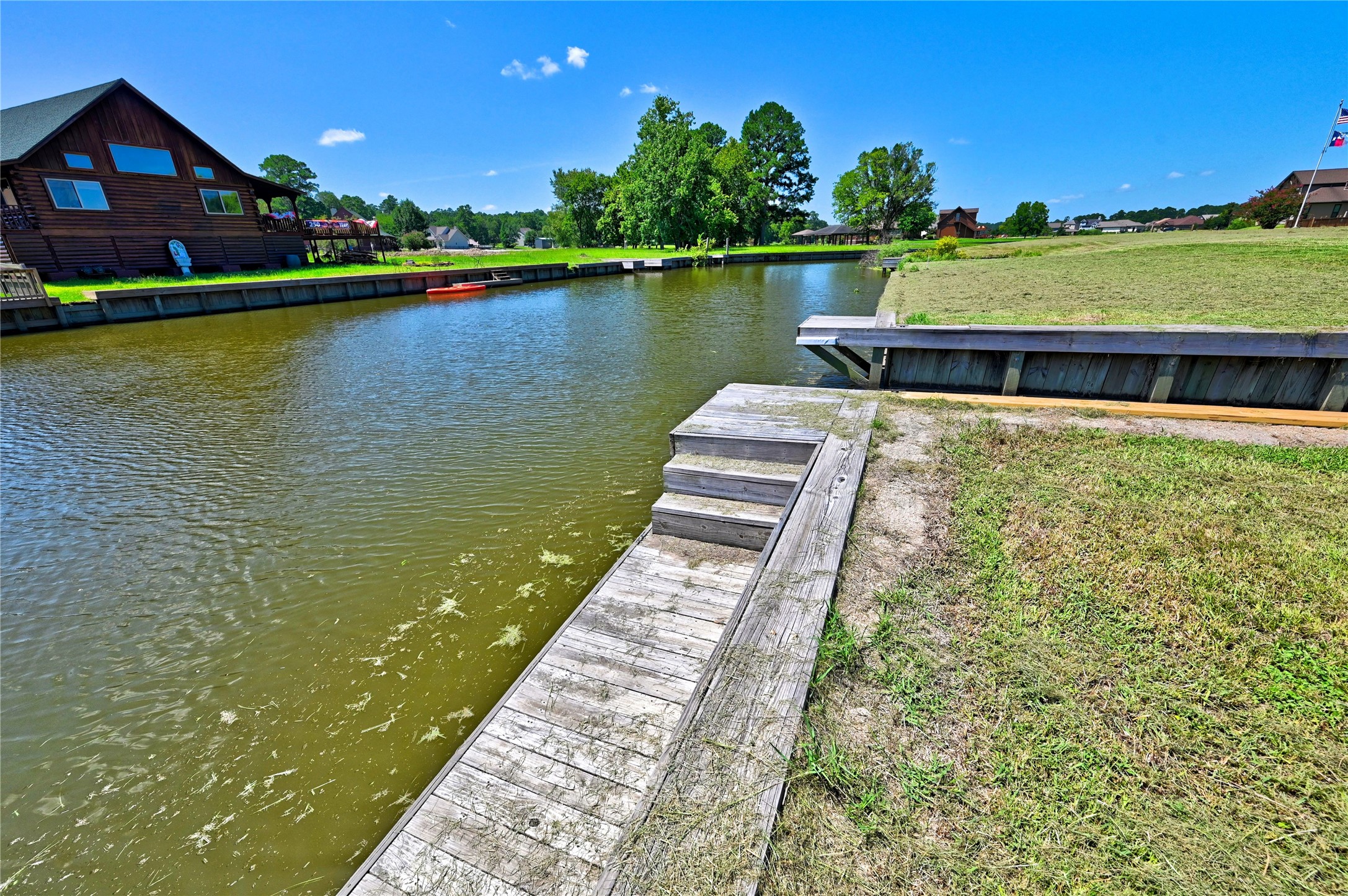 94 Wildwood Lake Drive Property Photo 3
