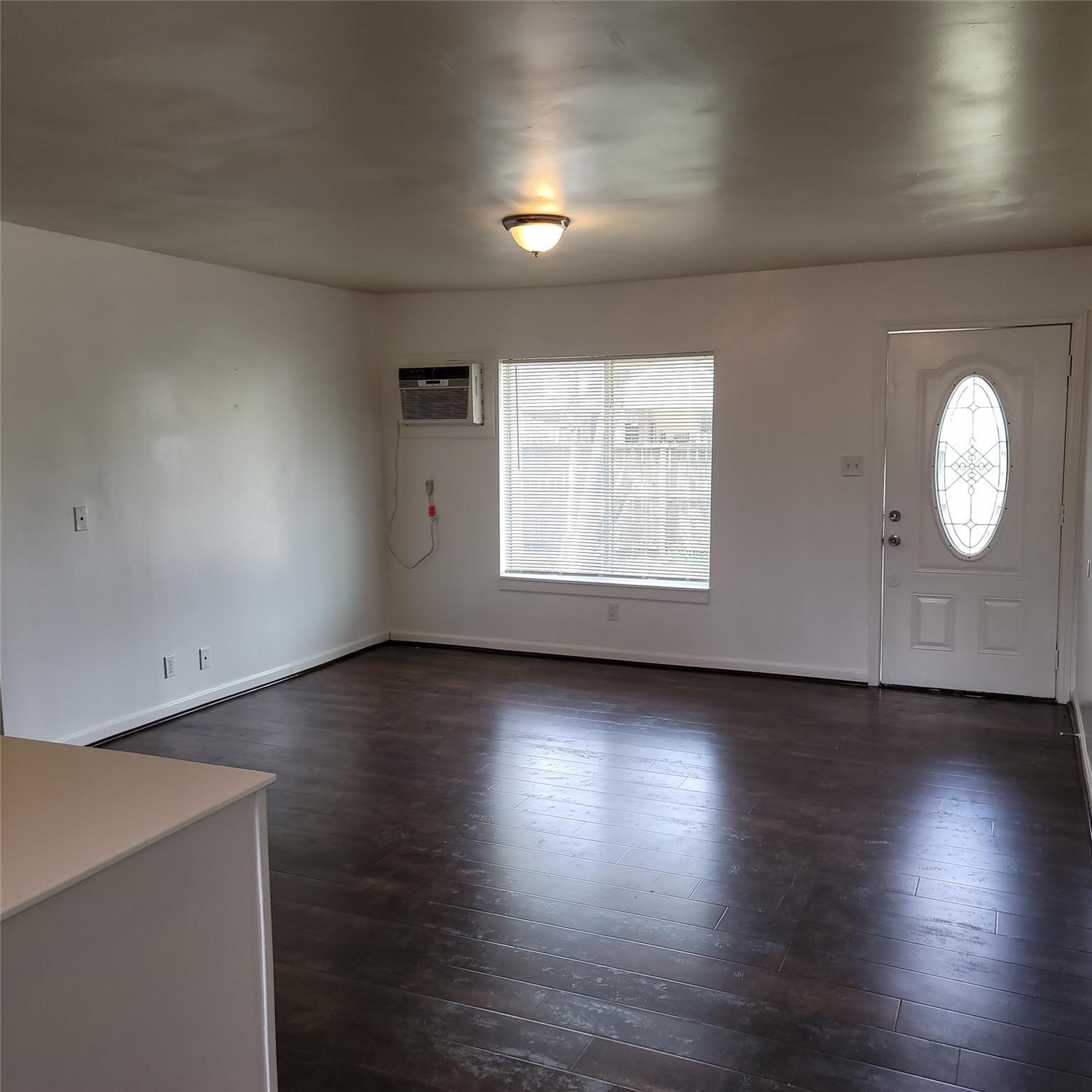 5103 Willow Glen Drive Property Photo 7