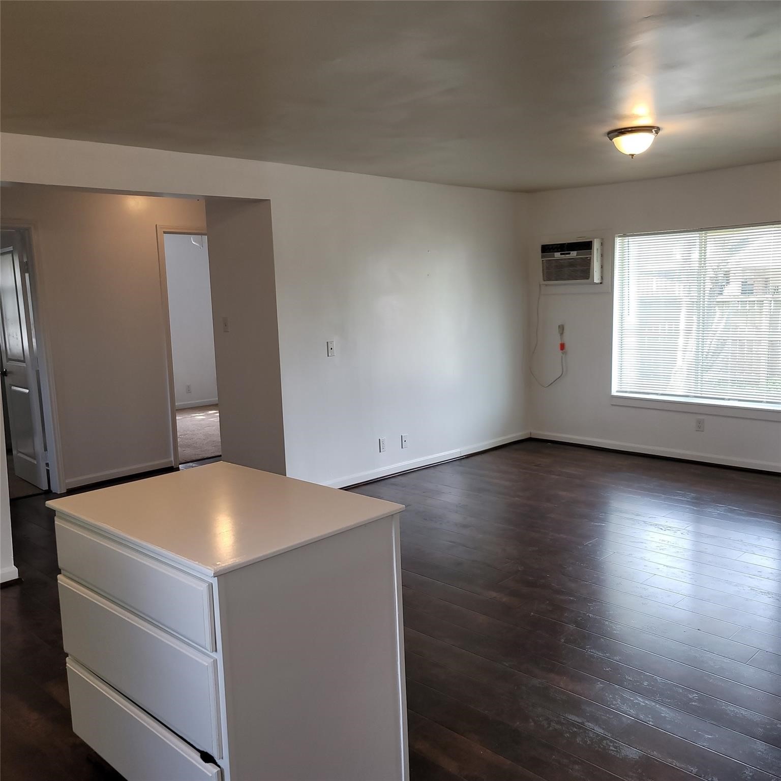 5103 Willow Glen Drive Property Photo 9