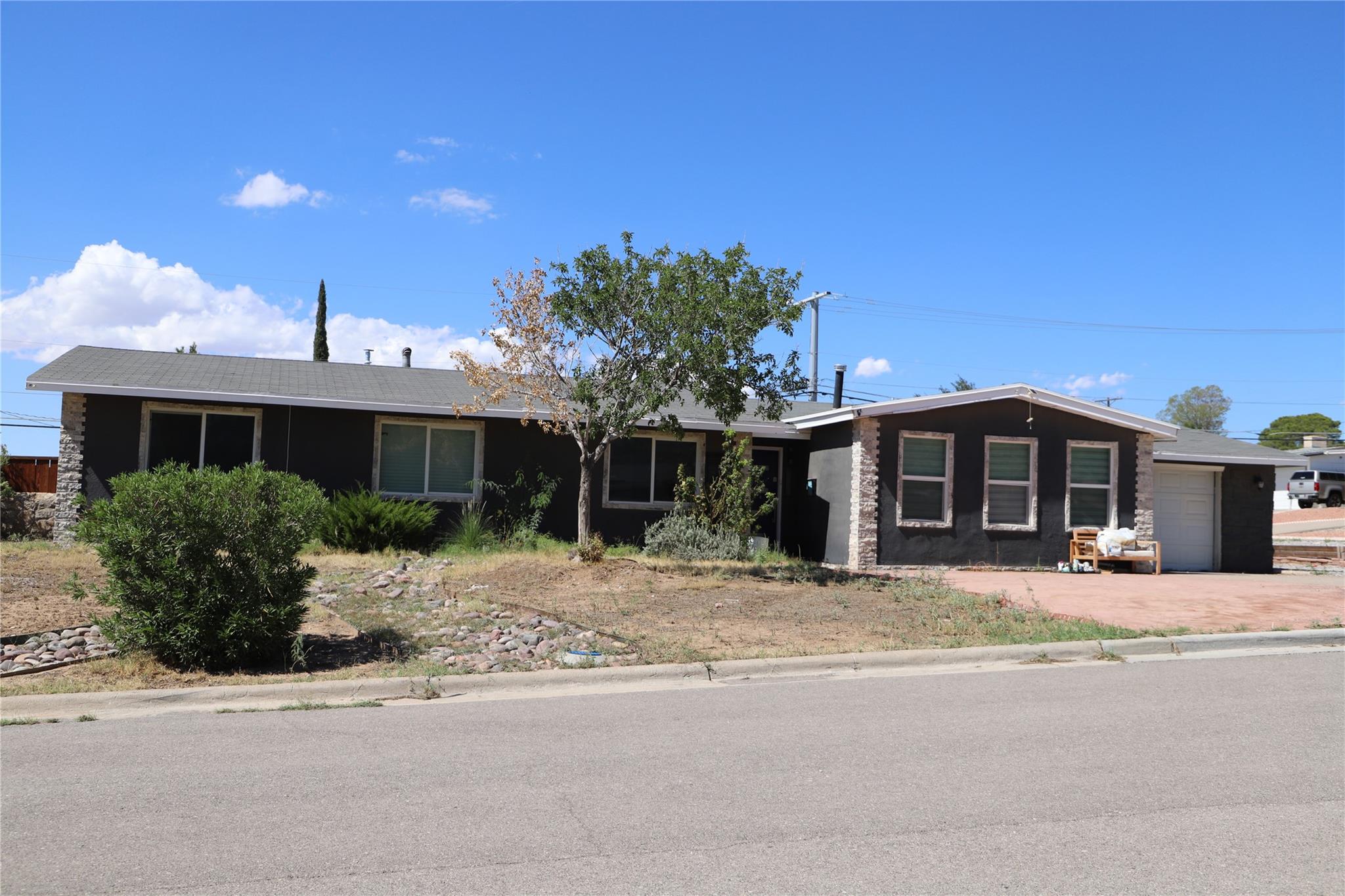 3741 Greenwich Drive, El Paso Tx 79902 Property Photo 1