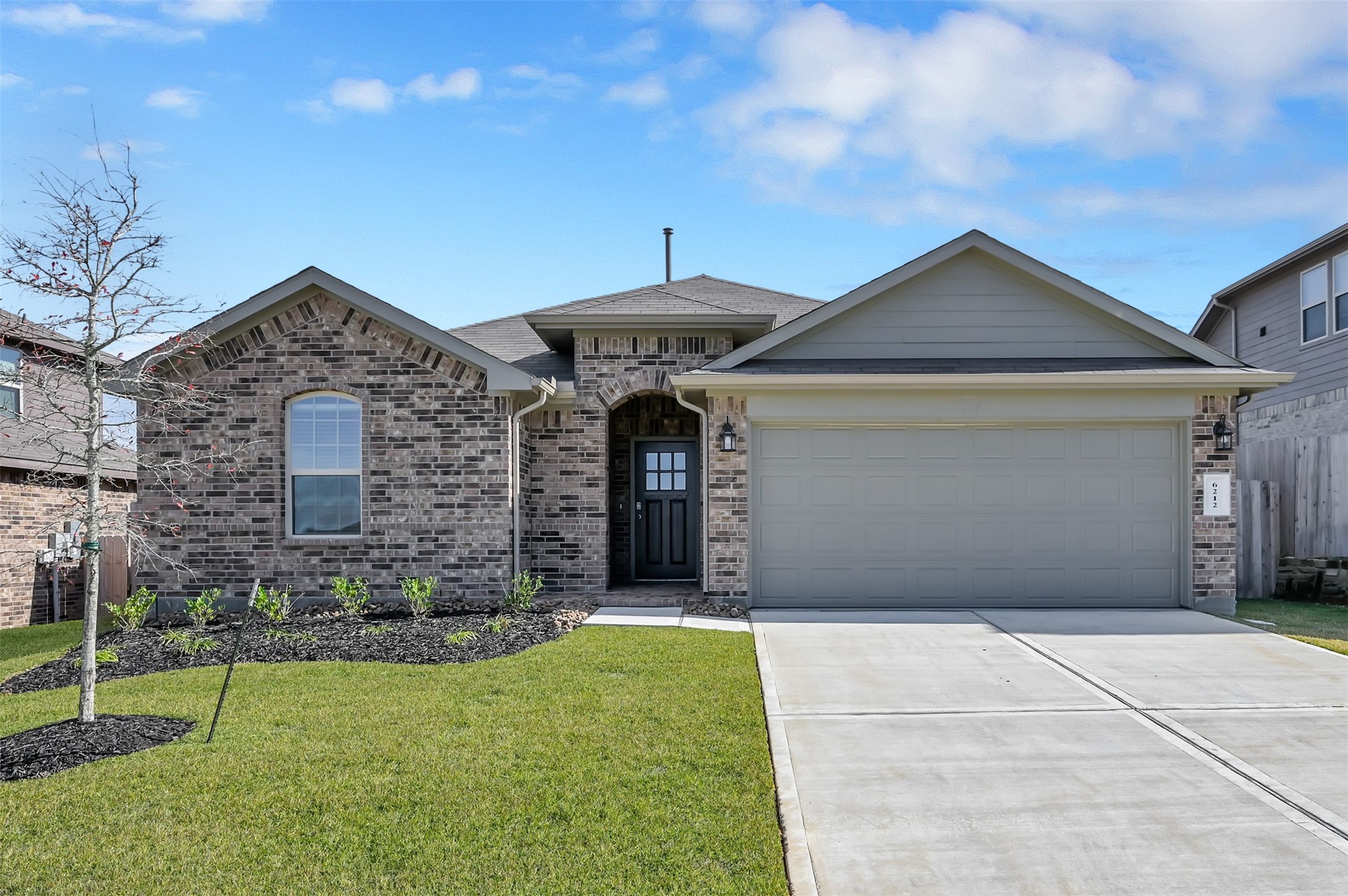 6212 Hendricks Harbor Drive Property Photo 1