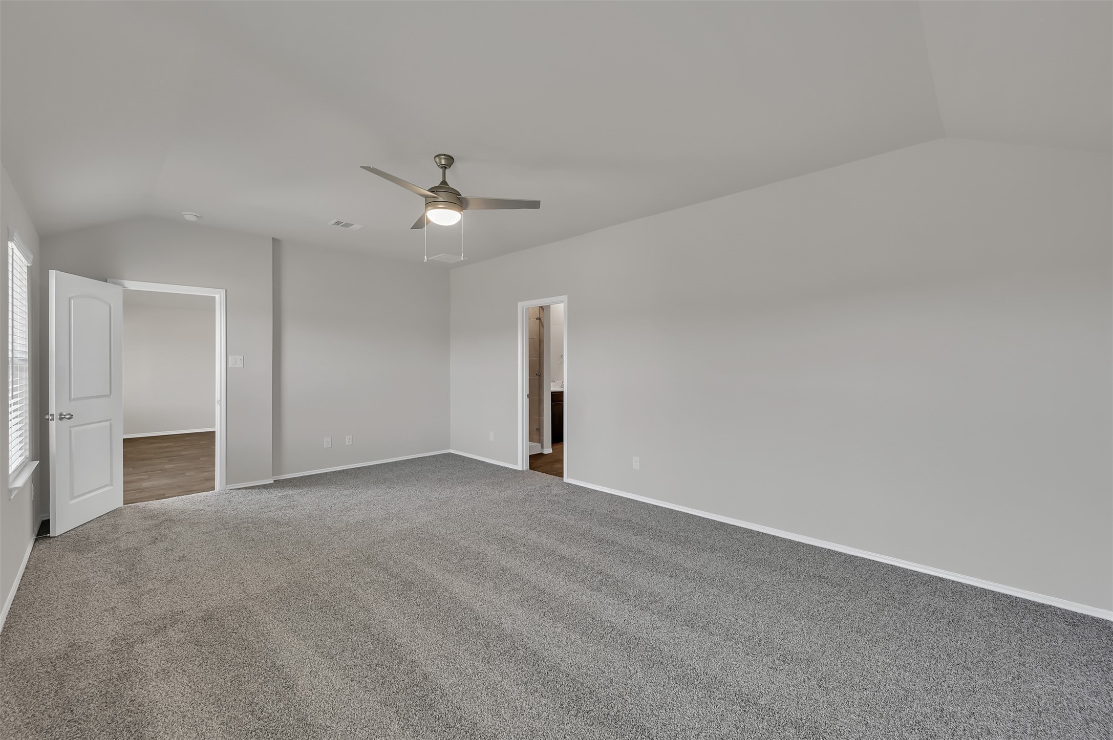 6212 Hendricks Harbor Drive Property Photo 17
