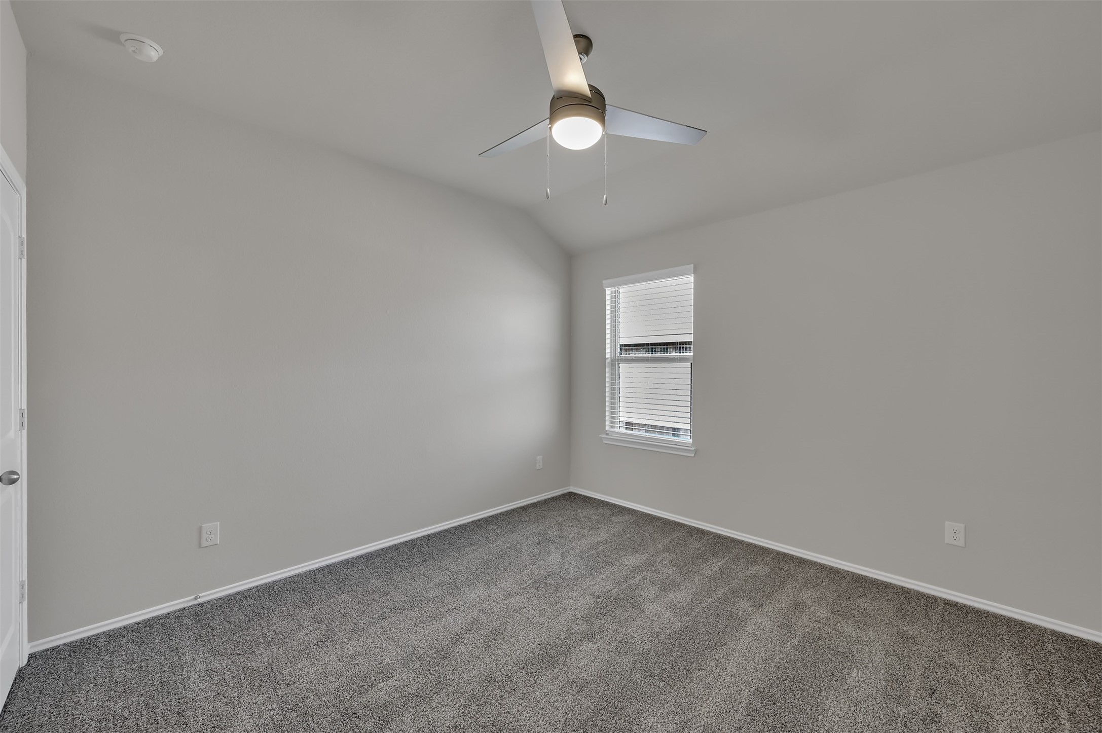 6212 Hendricks Harbor Drive Property Photo 21