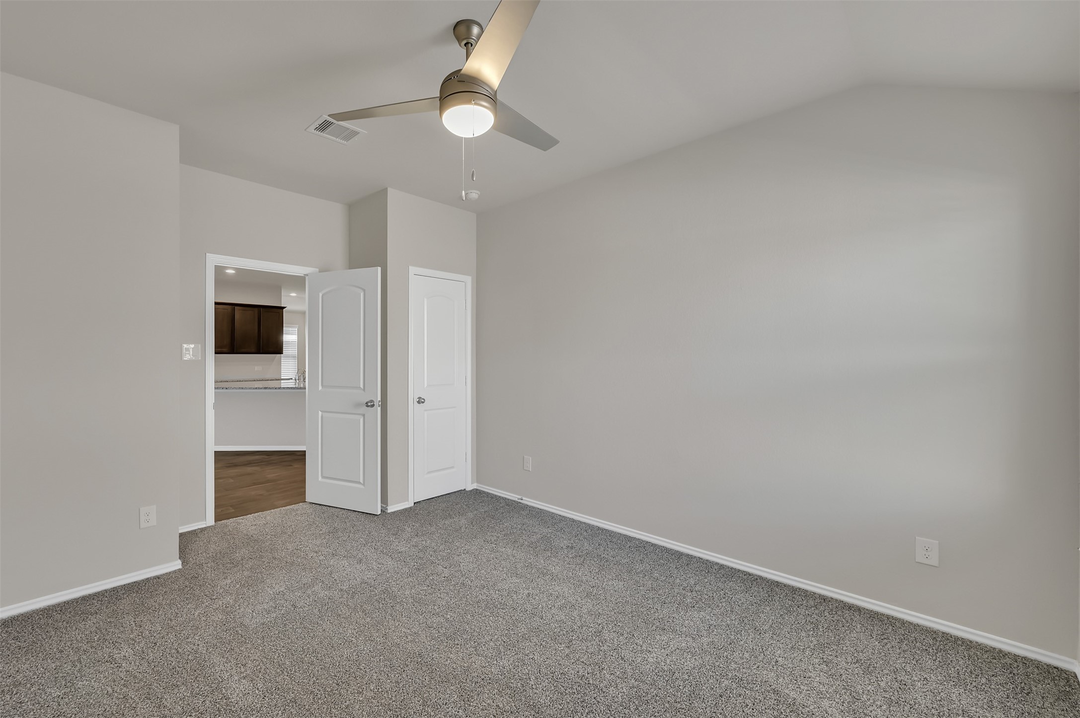 6212 Hendricks Harbor Drive Property Photo 22