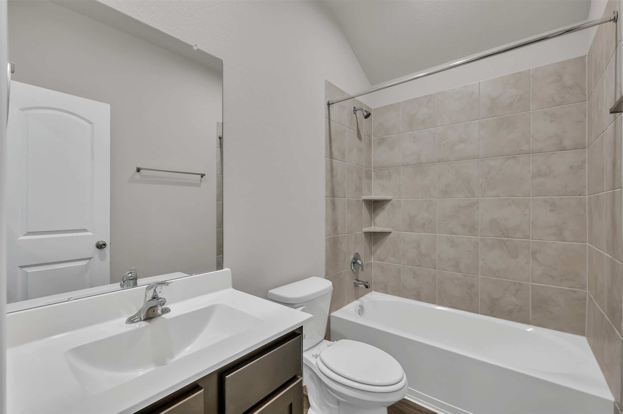 6212 Hendricks Harbor Drive Property Photo 28