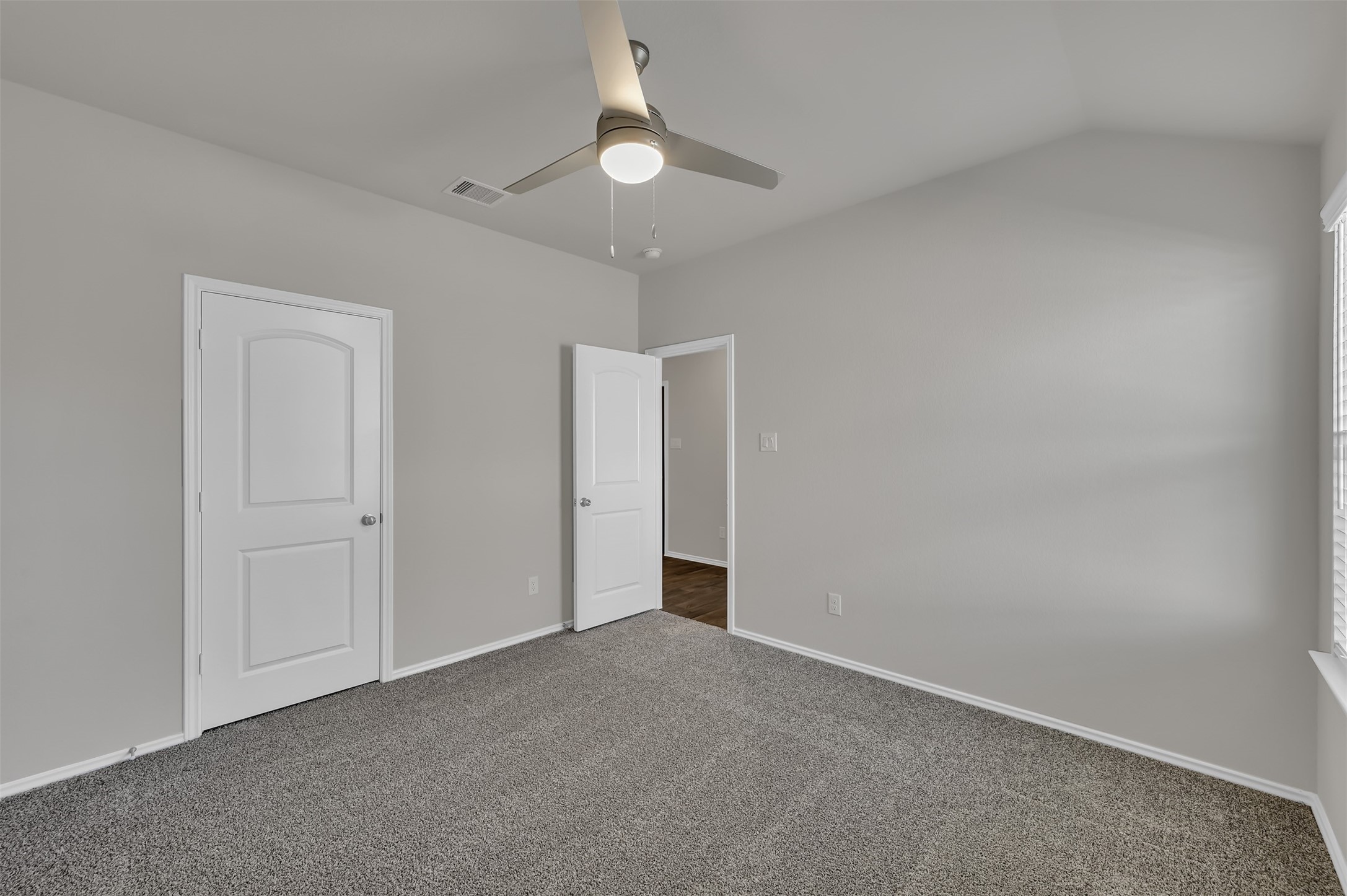 6212 Hendricks Harbor Drive Property Photo 31