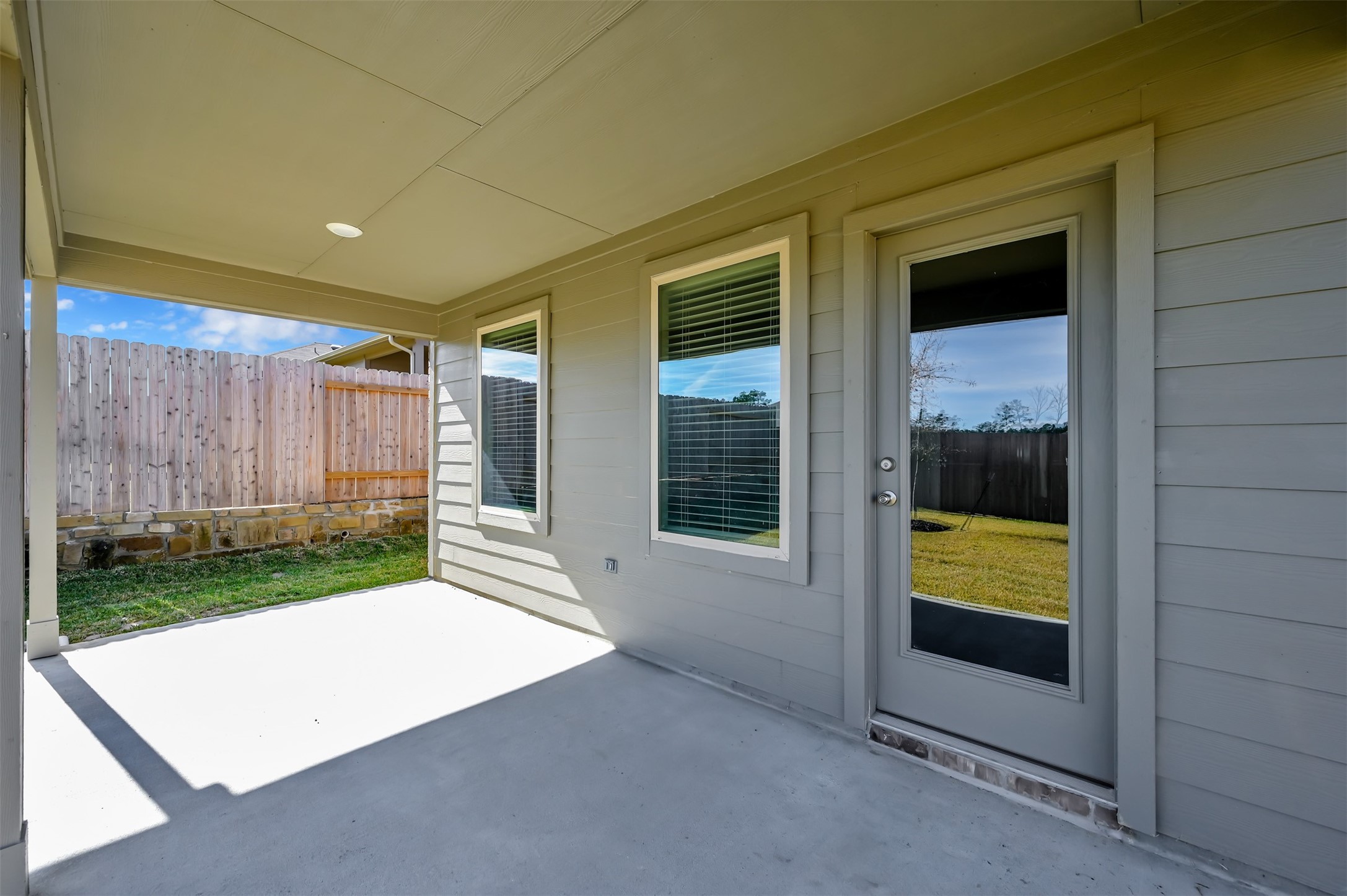 6212 Hendricks Harbor Drive Property Photo 33