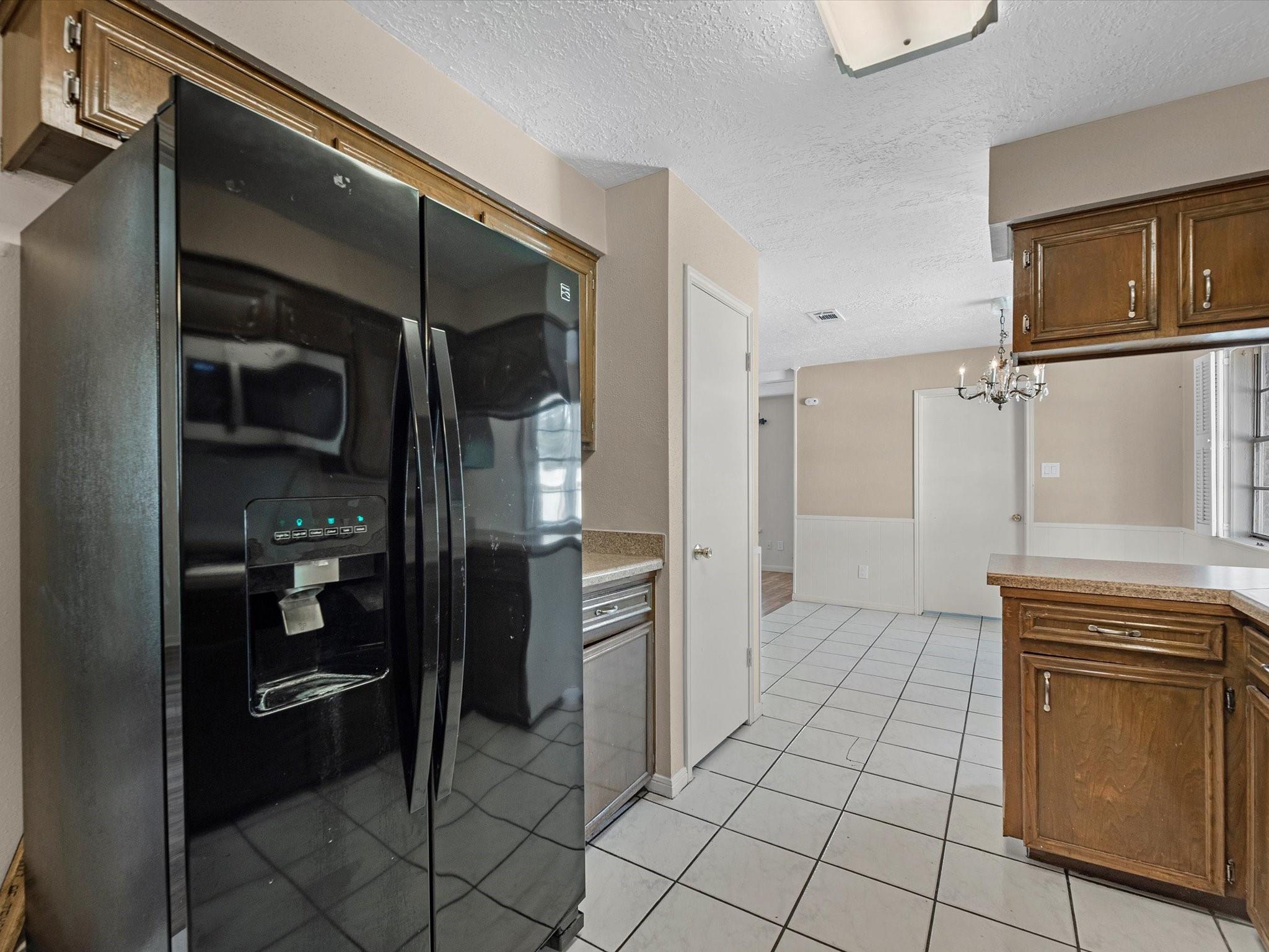 23107 Canyon Lake Drive Property Photo 13