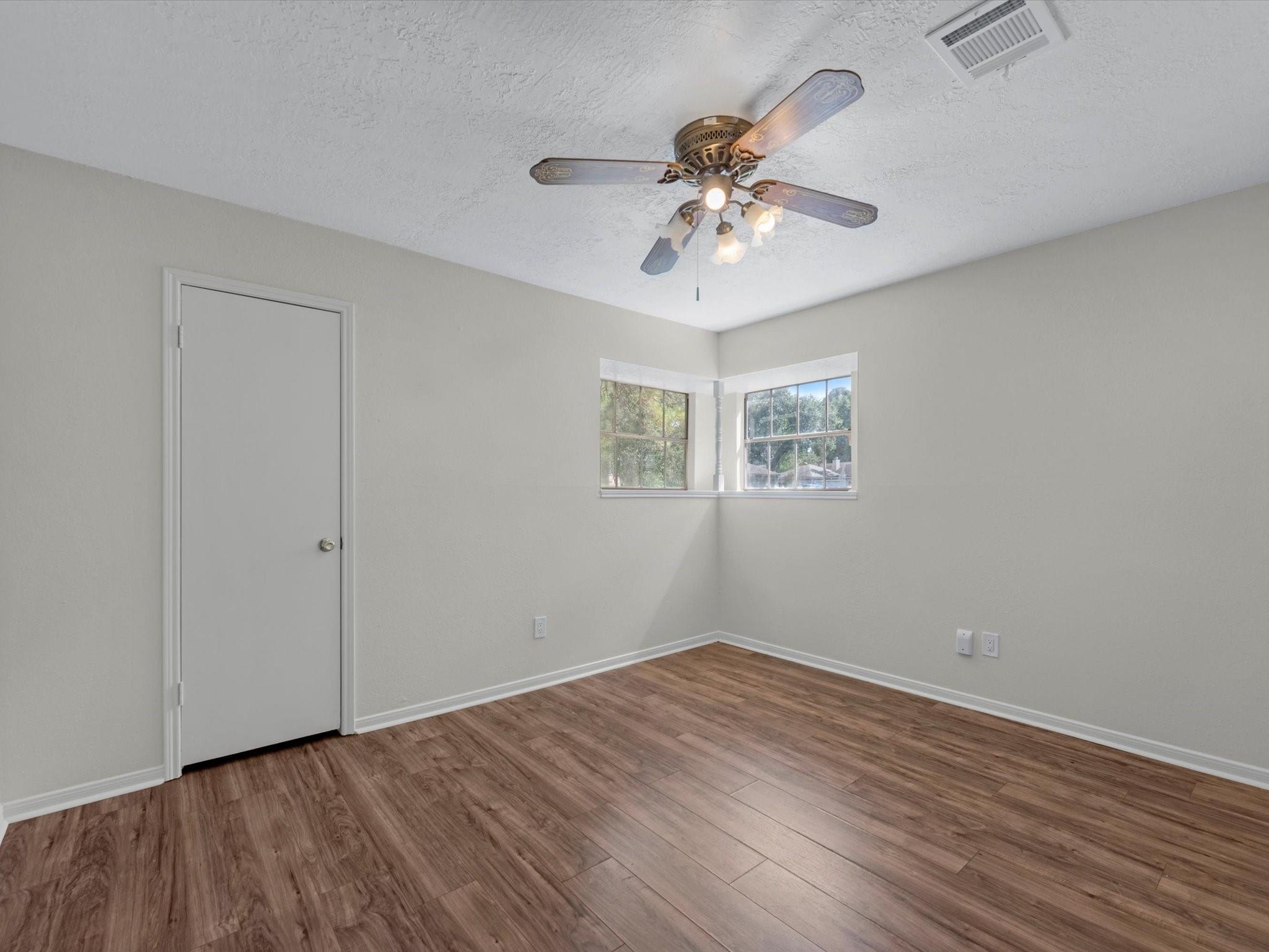 23107 Canyon Lake Drive Property Photo 21