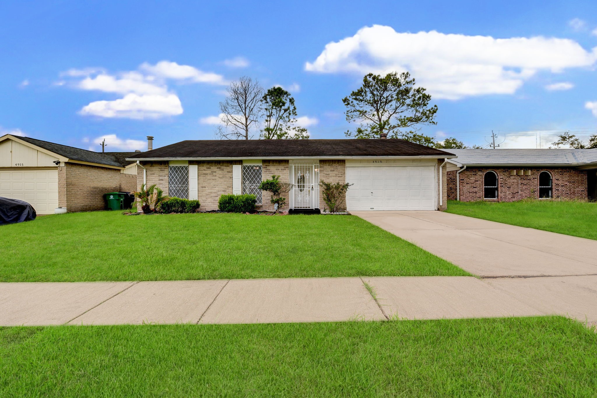 4919 Prairie Ridge Road Property Photo 1