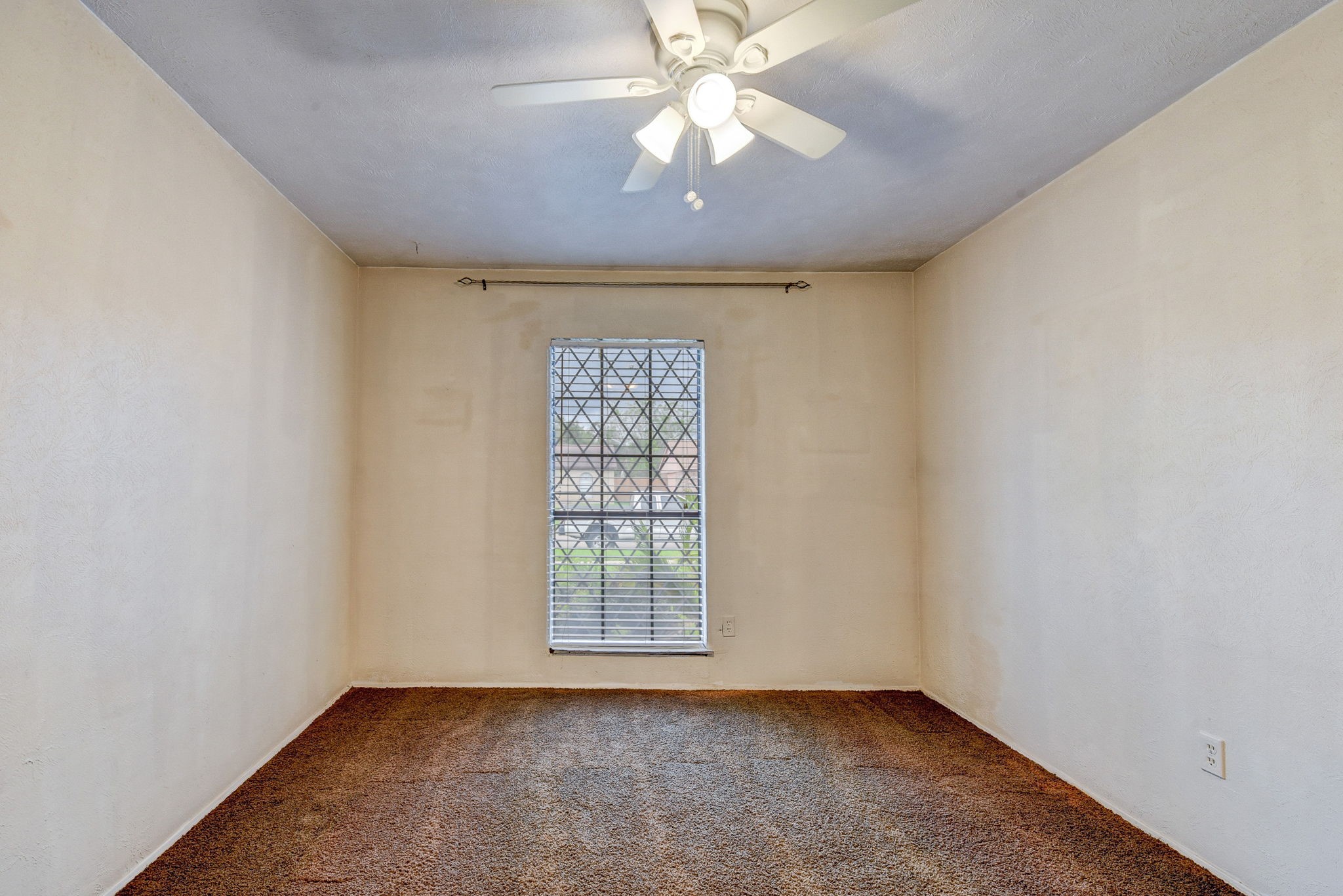 4919 Prairie Ridge Road Property Photo 13