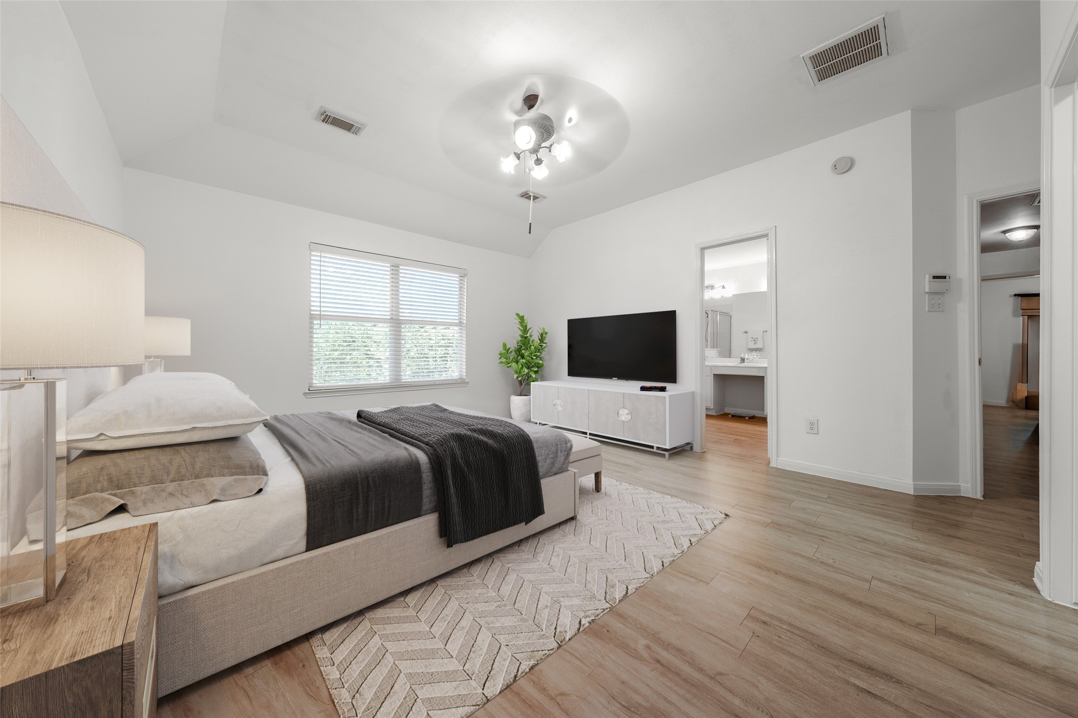 16023 Langbrook Court Property Photo 12