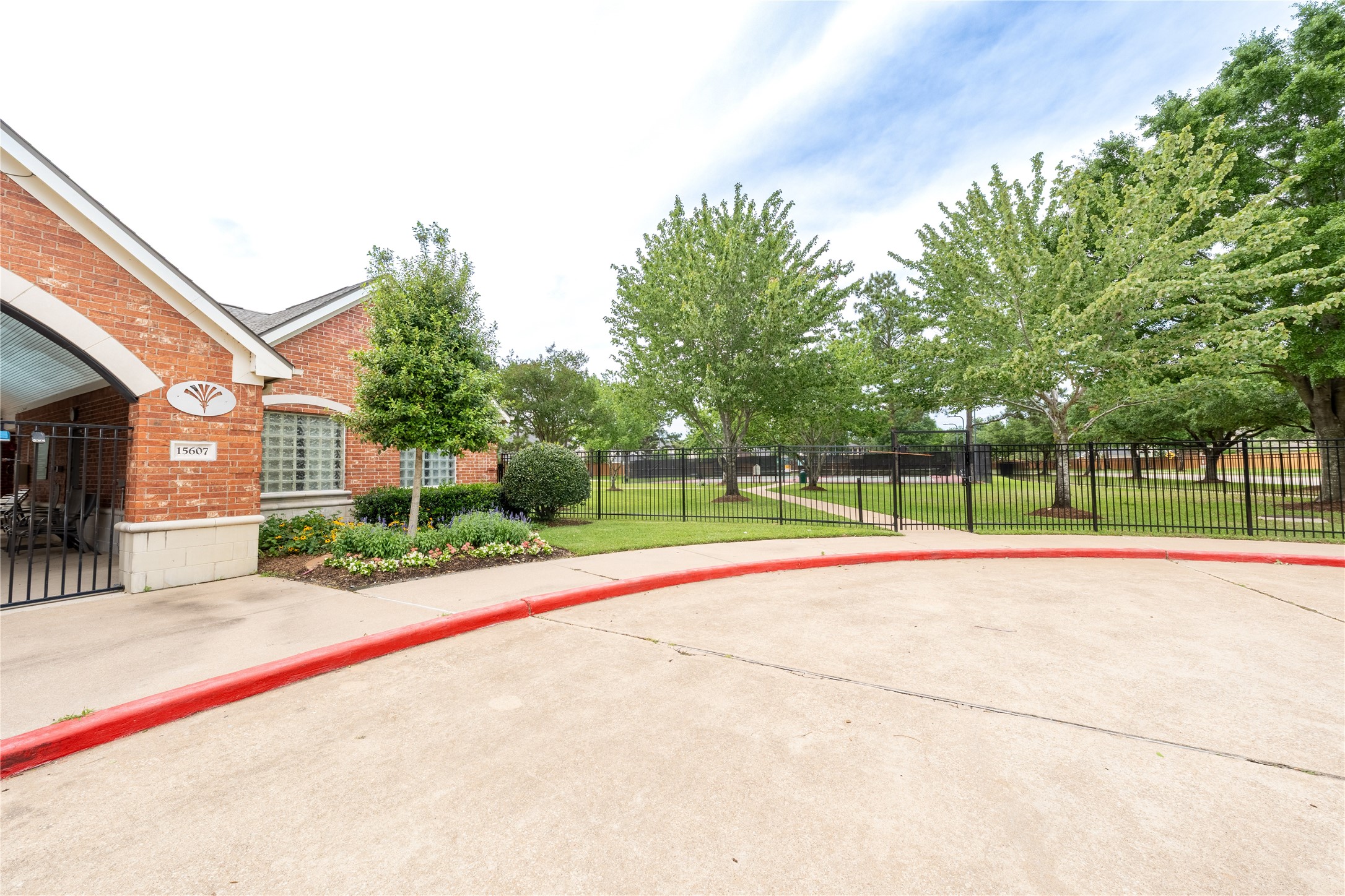 16023 Langbrook Court Property Photo 28