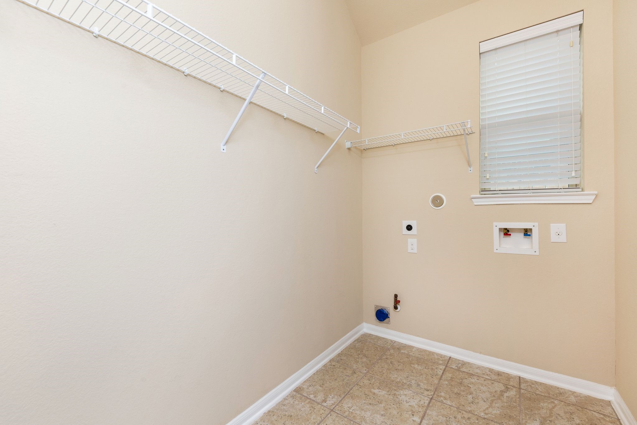 407 Iris Rose Ct Property Photo 21