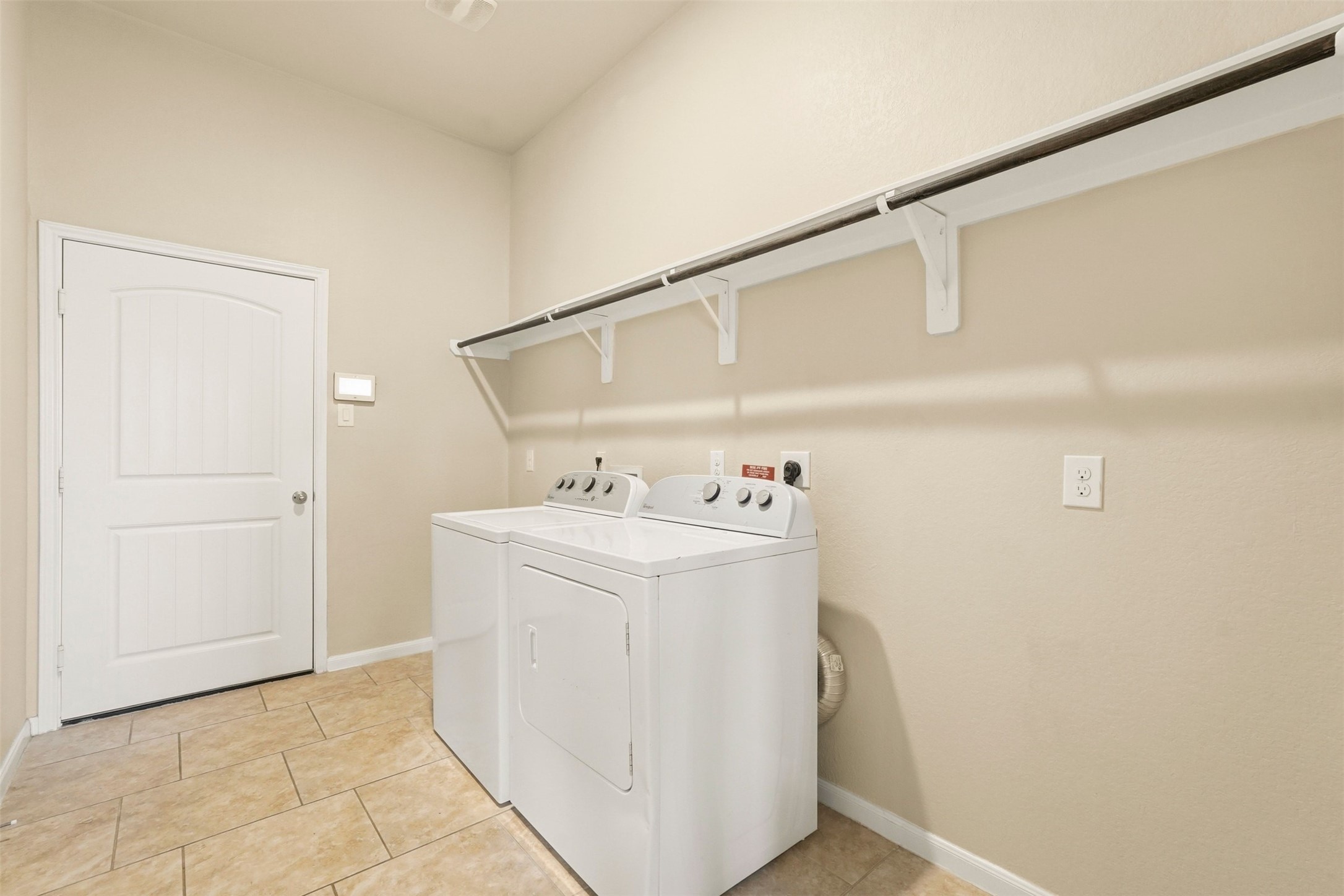 28902 Grand Teton Court Property Photo 18