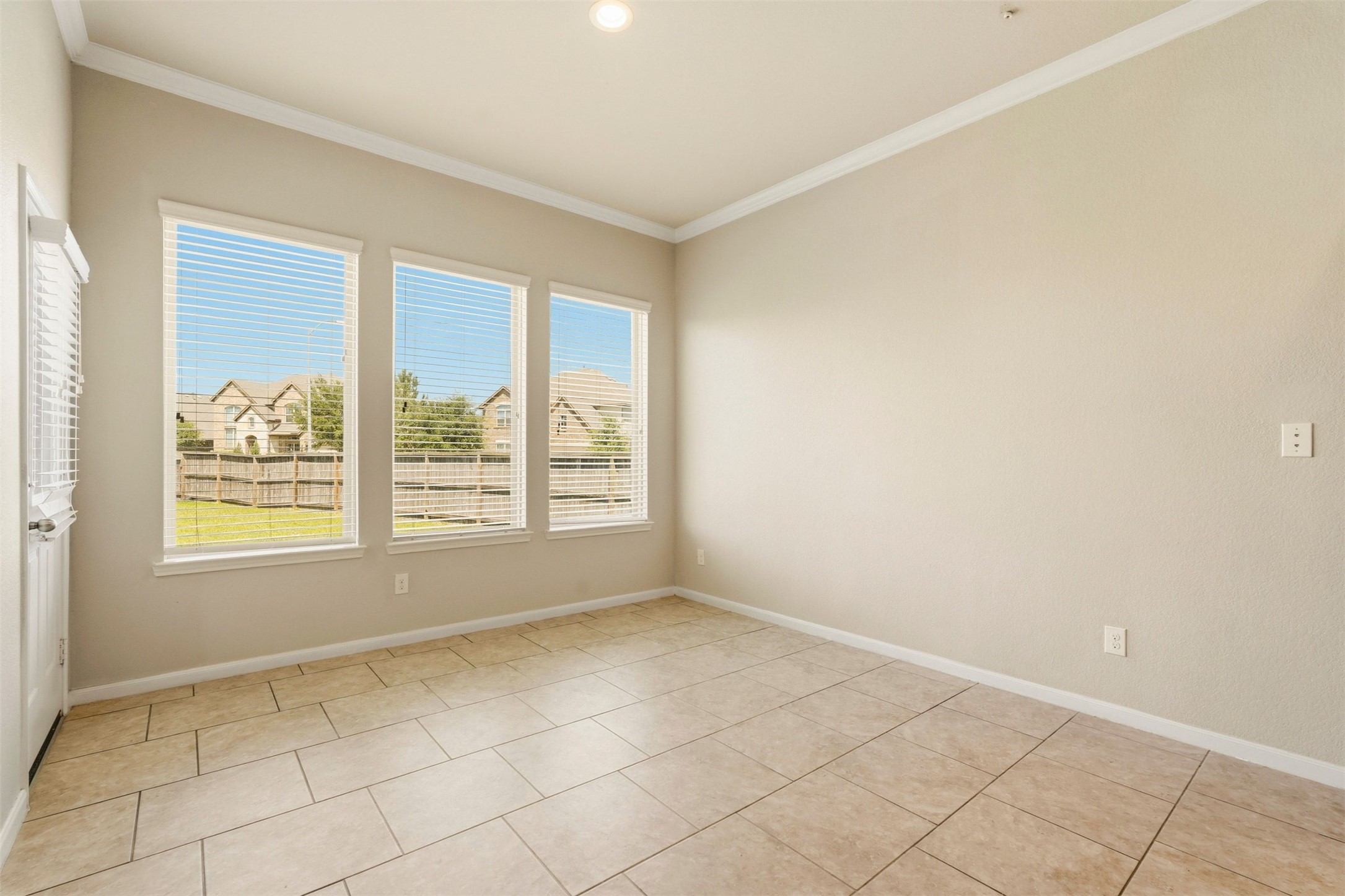 28902 Grand Teton Court Property Photo 22