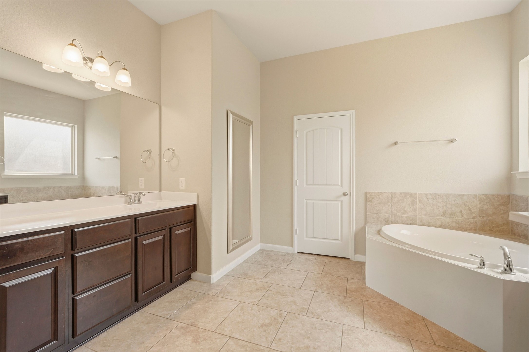 28902 Grand Teton Court Property Photo 31