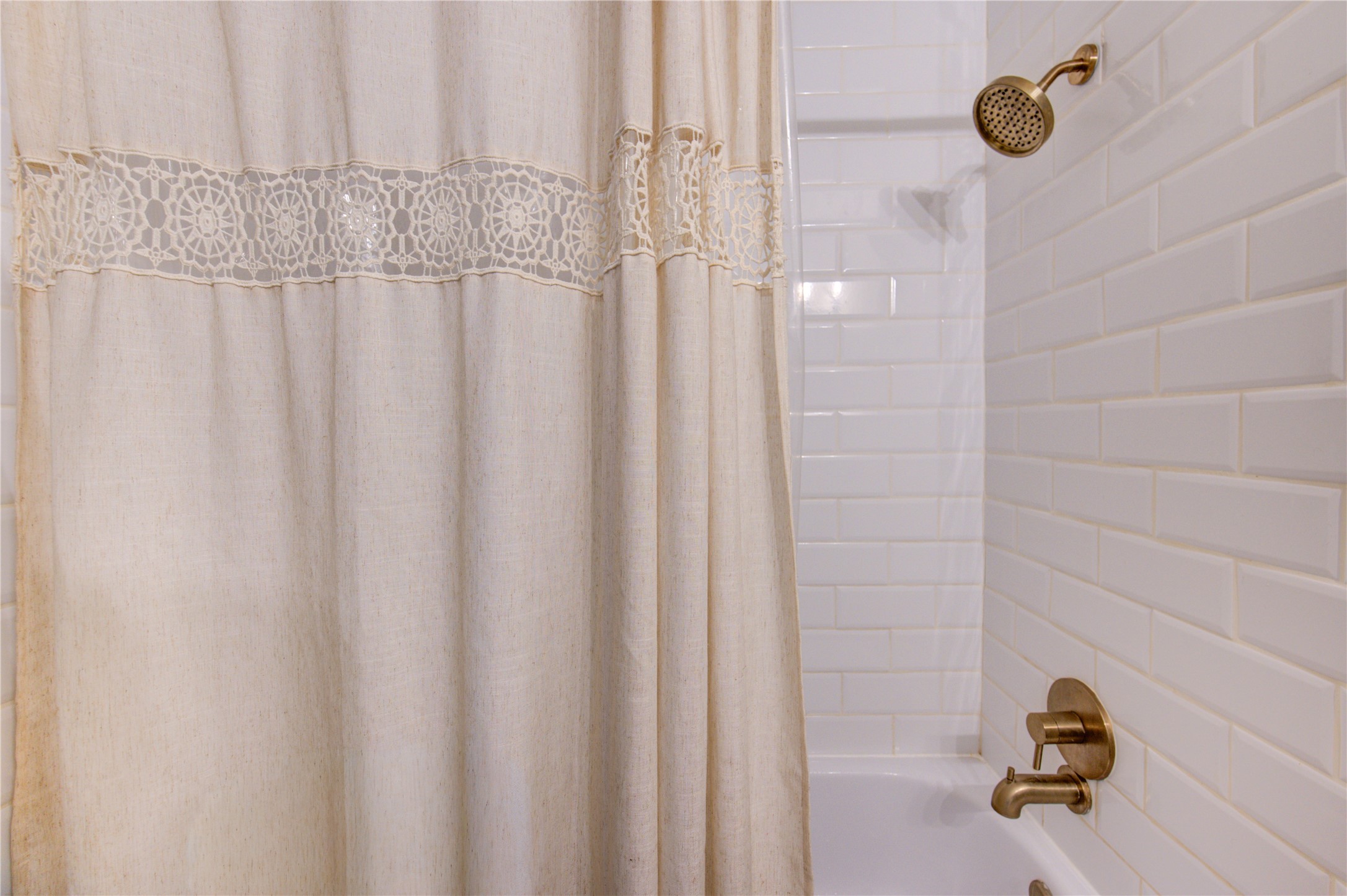 939 Wax Myrtle Lane Property Photo 9