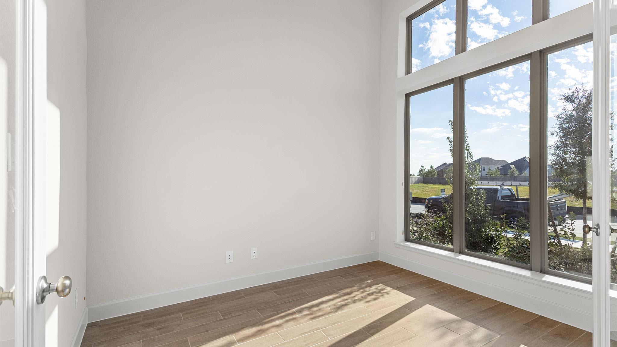 11218 Common Wingstem Road Property Photo 3