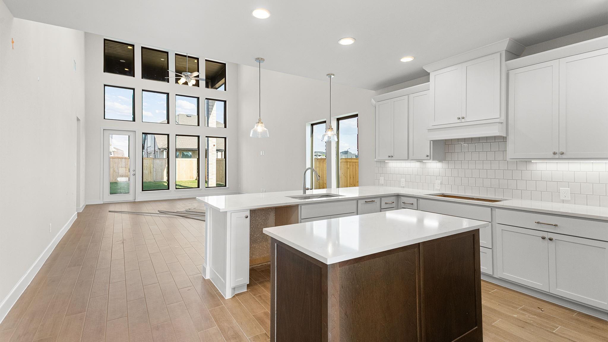 11218 Common Wingstem Road Property Photo 5