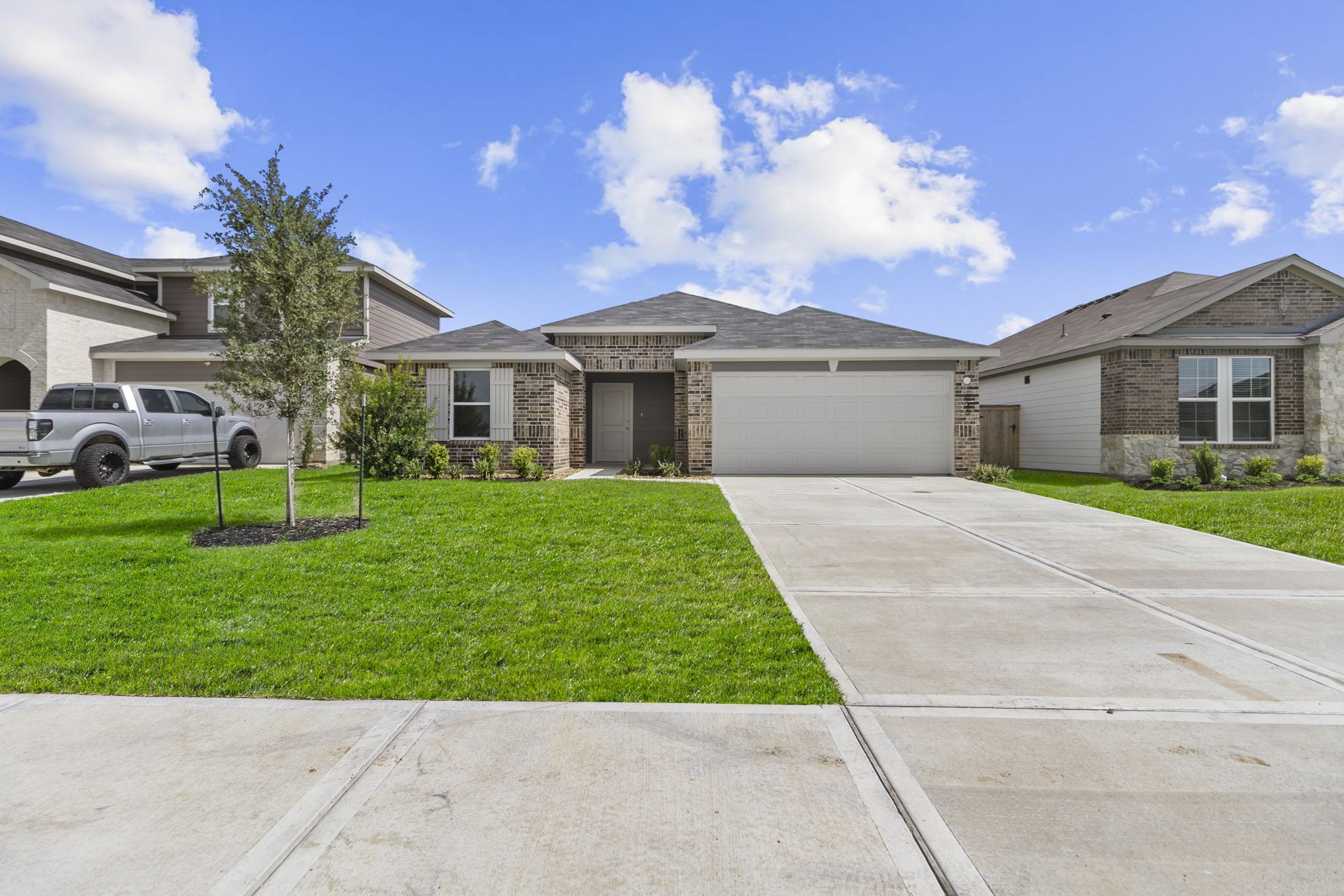 525 Wax Myrtle Way Property Photo 1