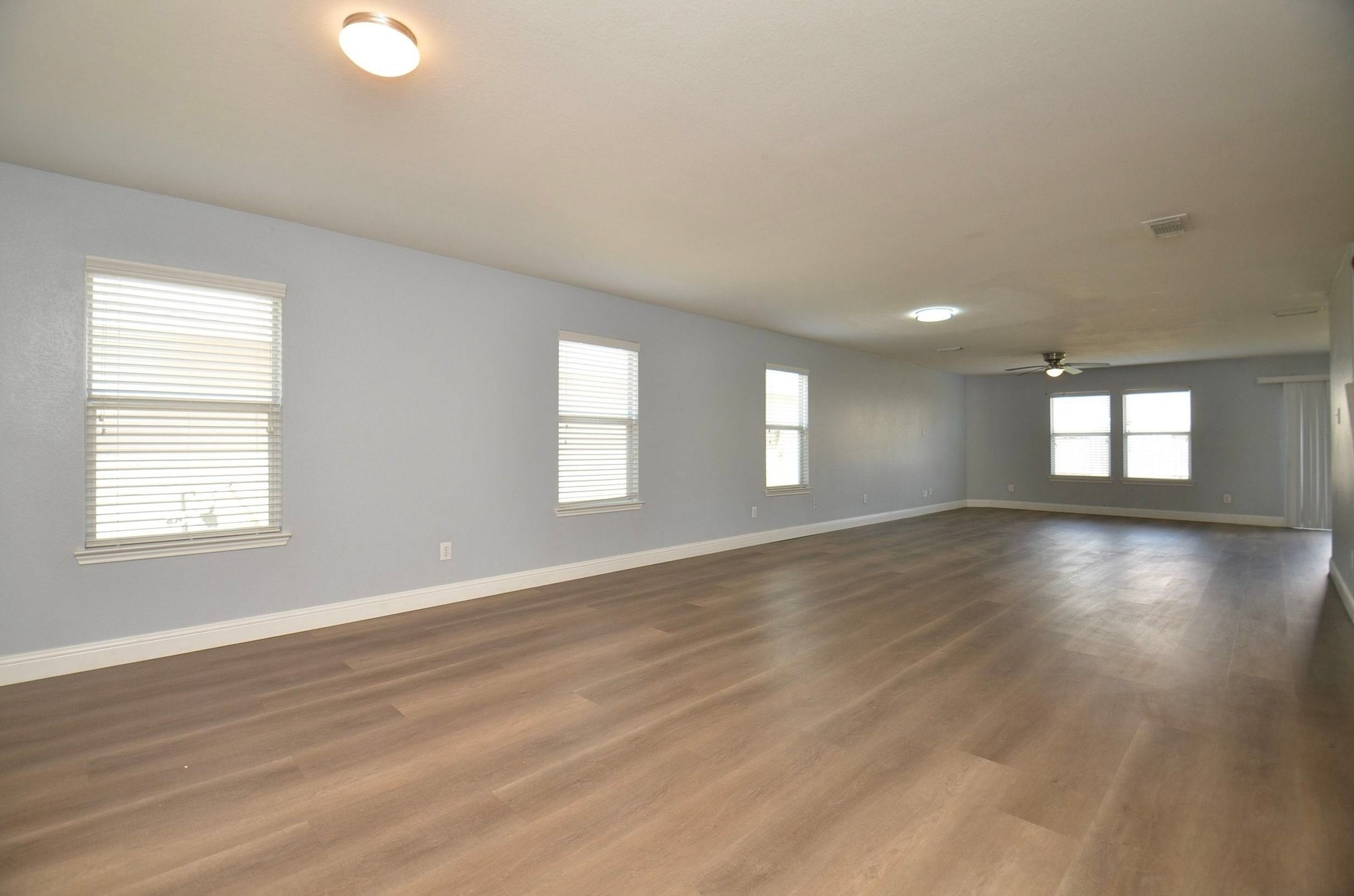 20822 Baronsledge Lane Property Photo 5