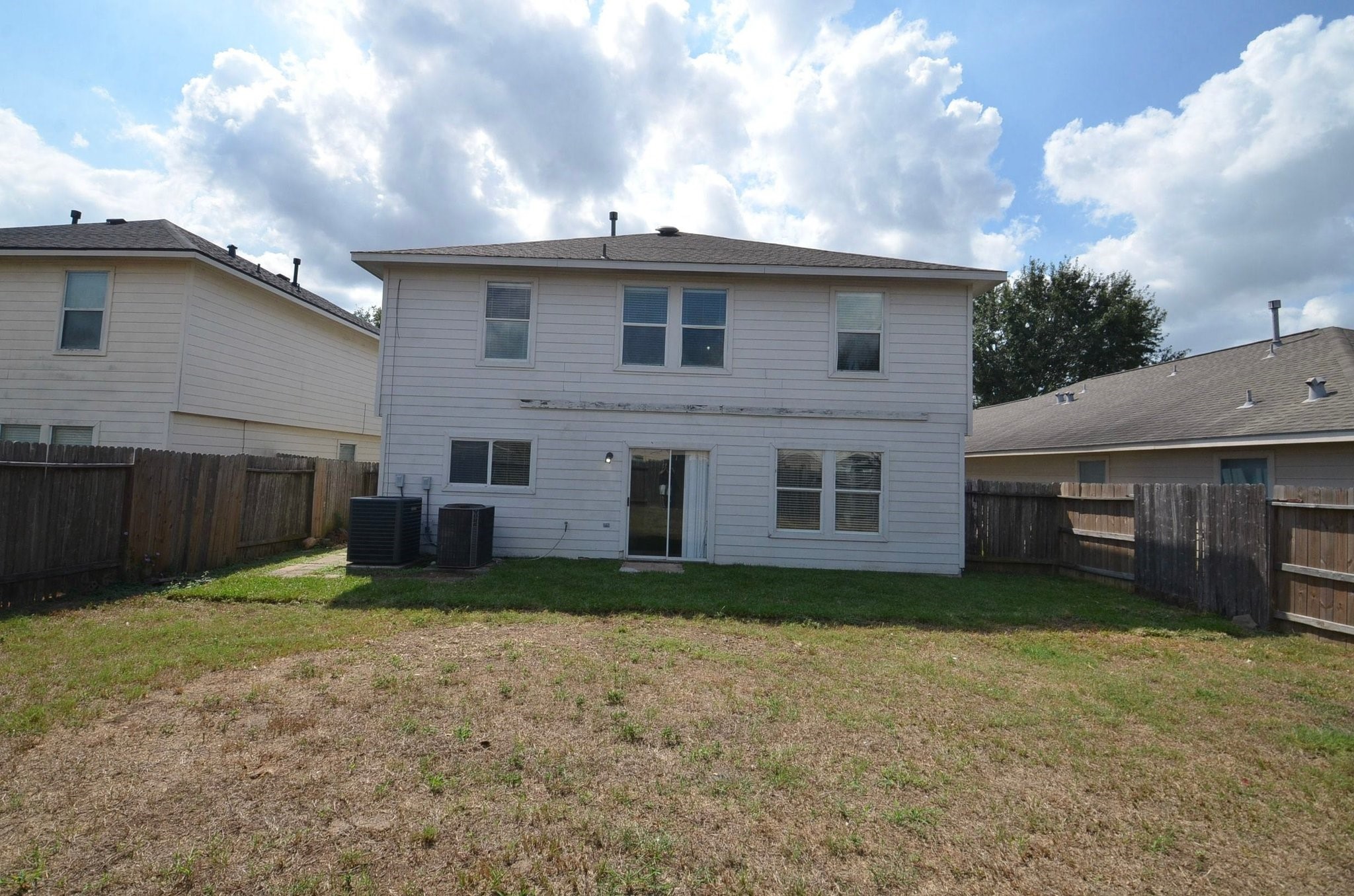 20822 Baronsledge Lane Property Photo 32