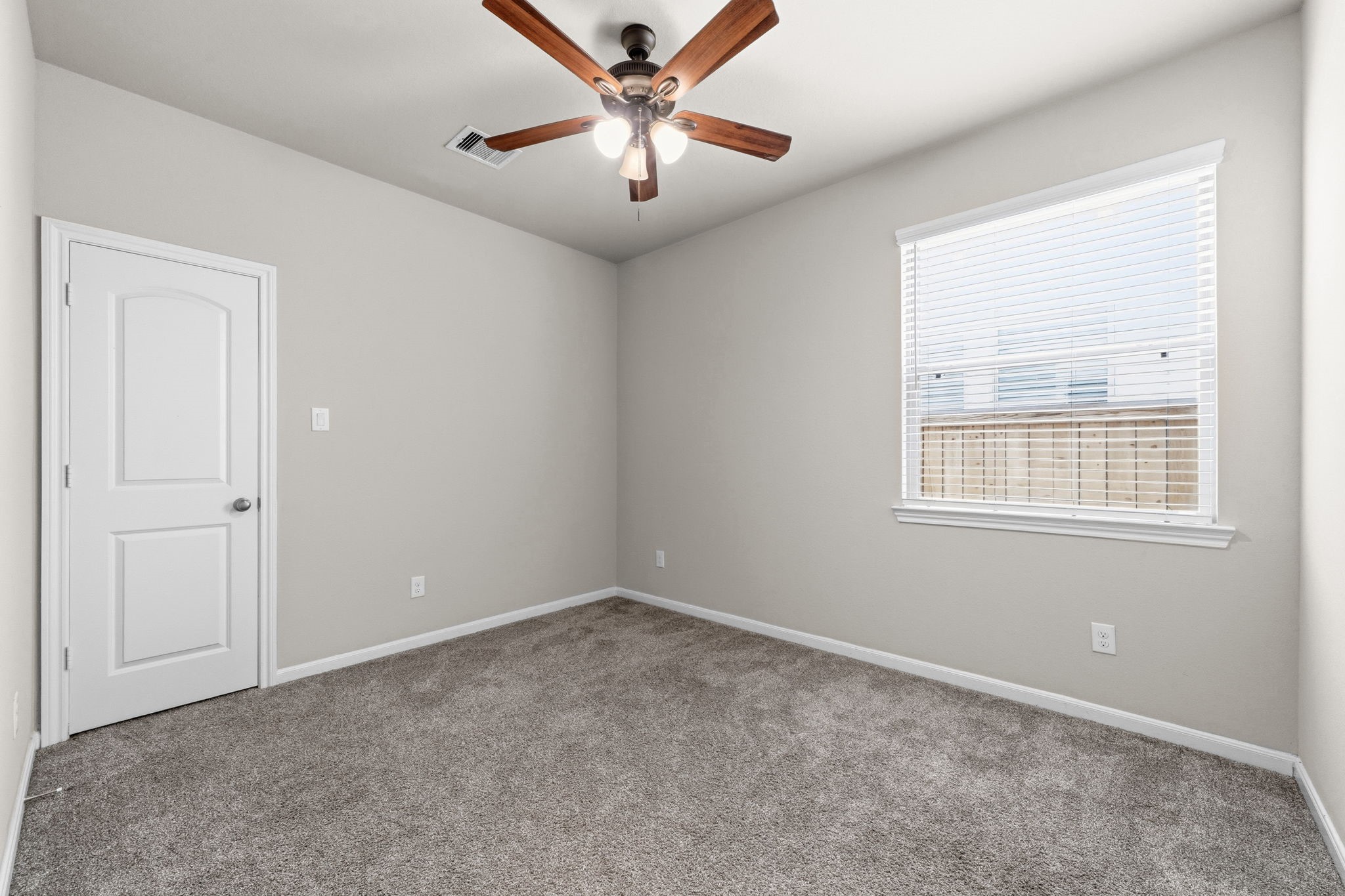 16226 Rattlesnake Run Trail Property Photo 20
