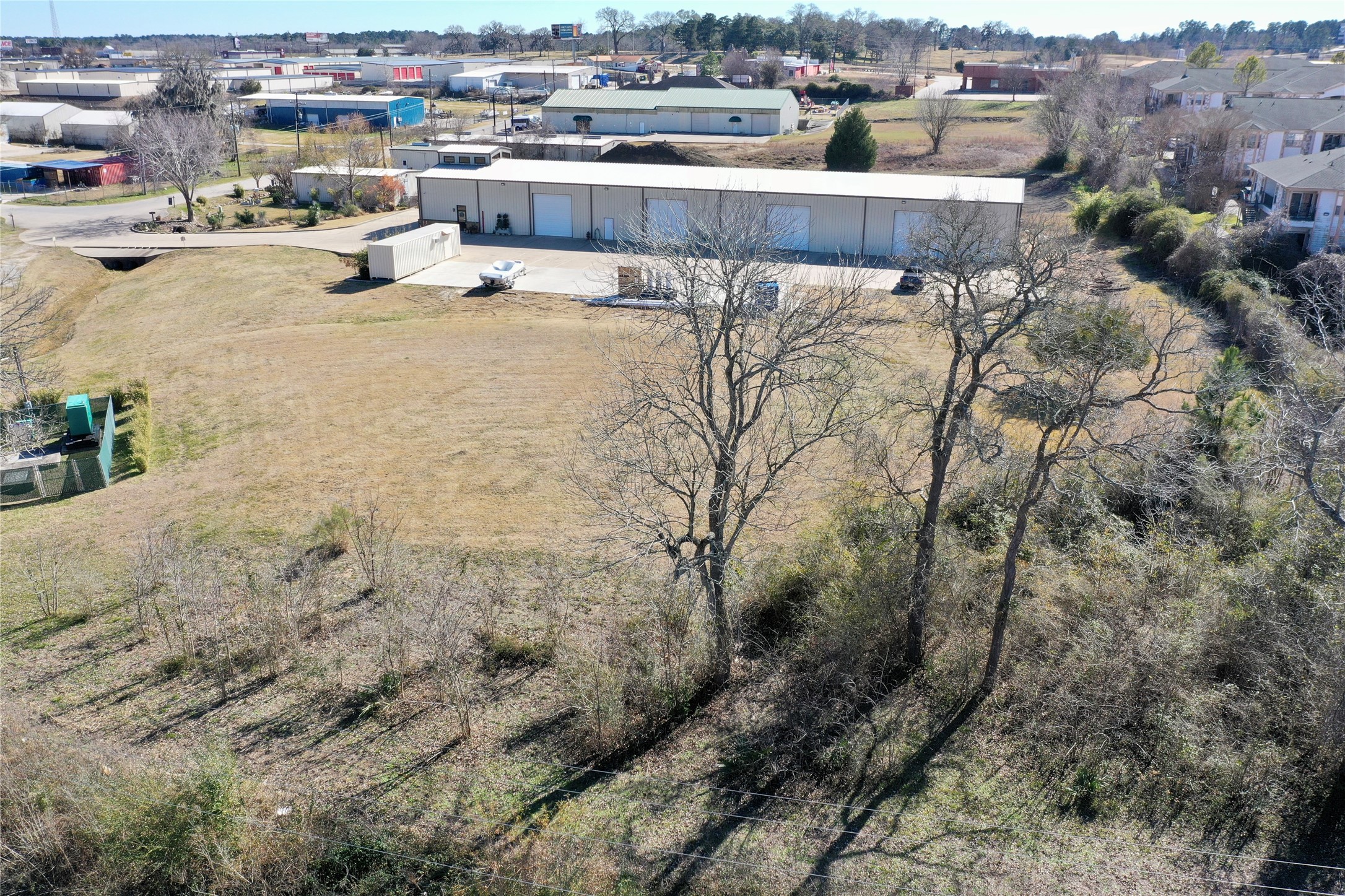 00 Commerce Row Property Photo 30
