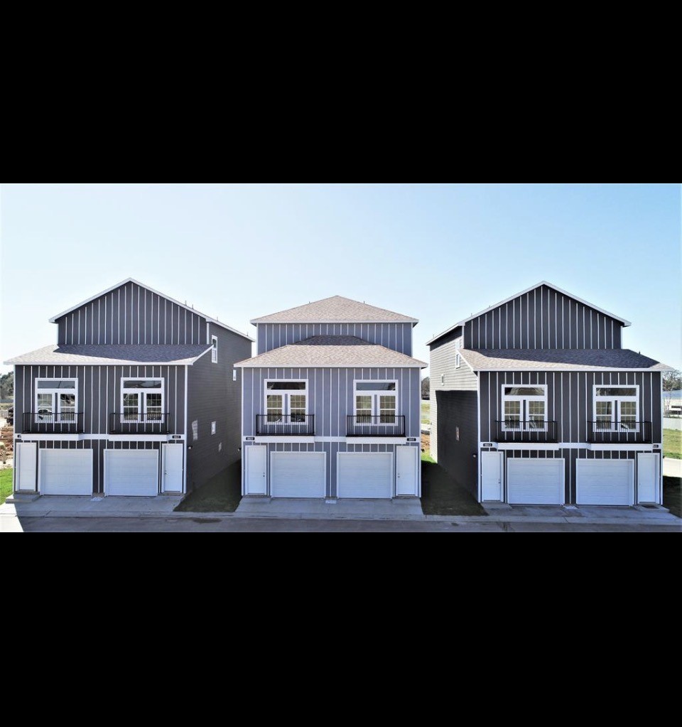 18843 Elegance Avenue Property Photo 17